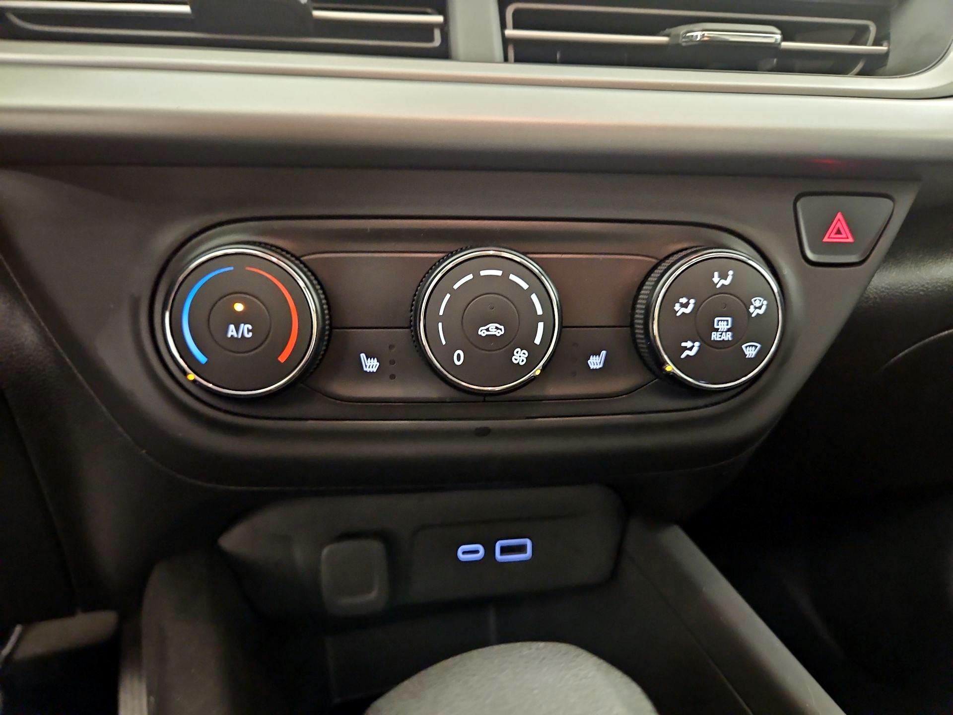 Thumbnail: 2025 Chevrolet Trax - 17