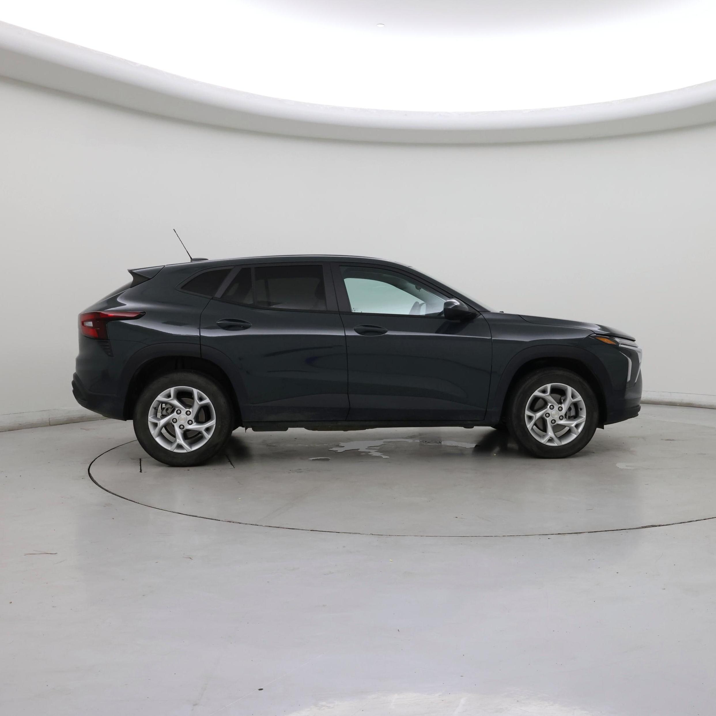 Thumbnail: 2025 Chevrolet Trax - 7