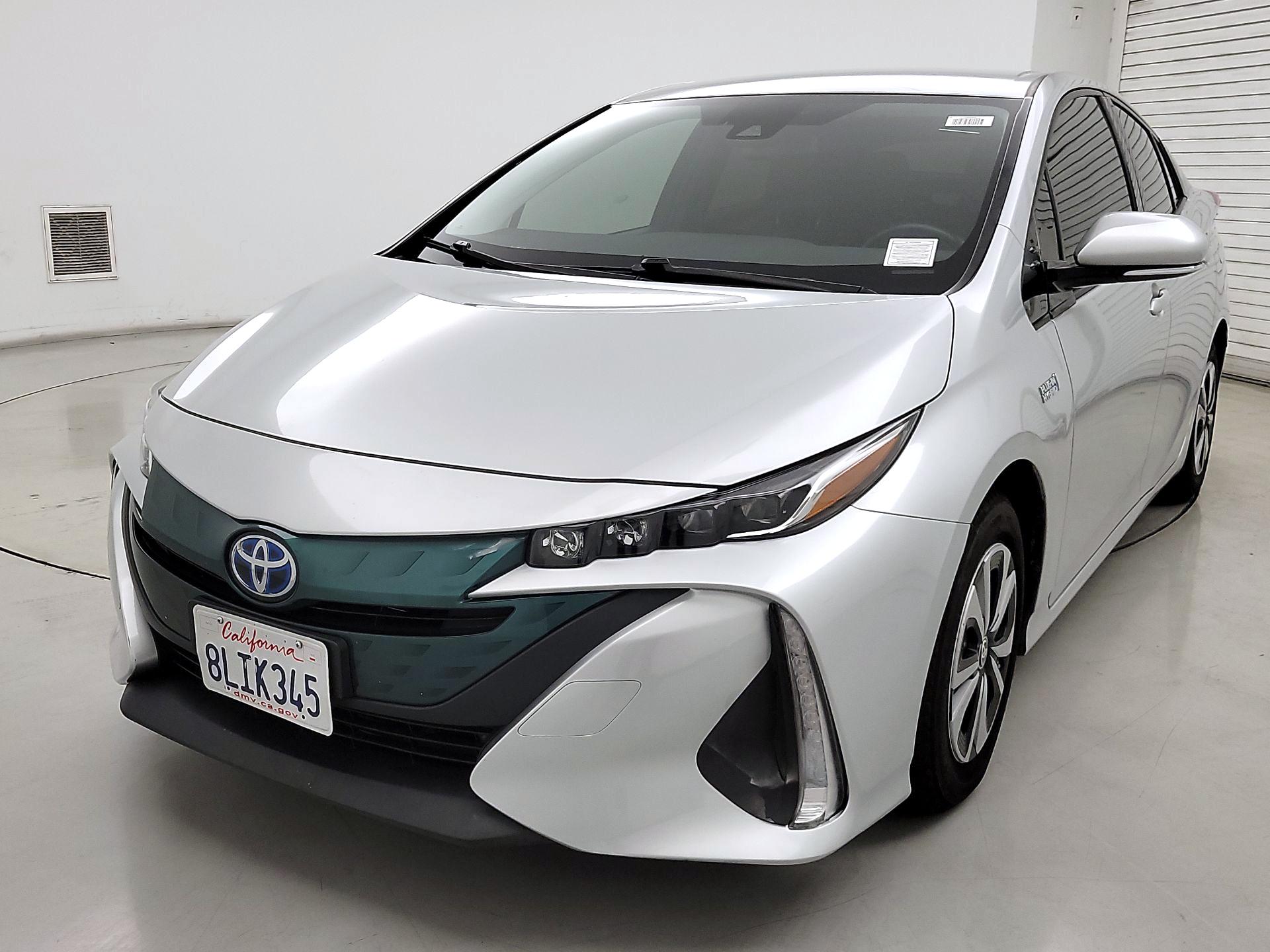 Thumbnail: 2019 Toyota Prius Prime - 3