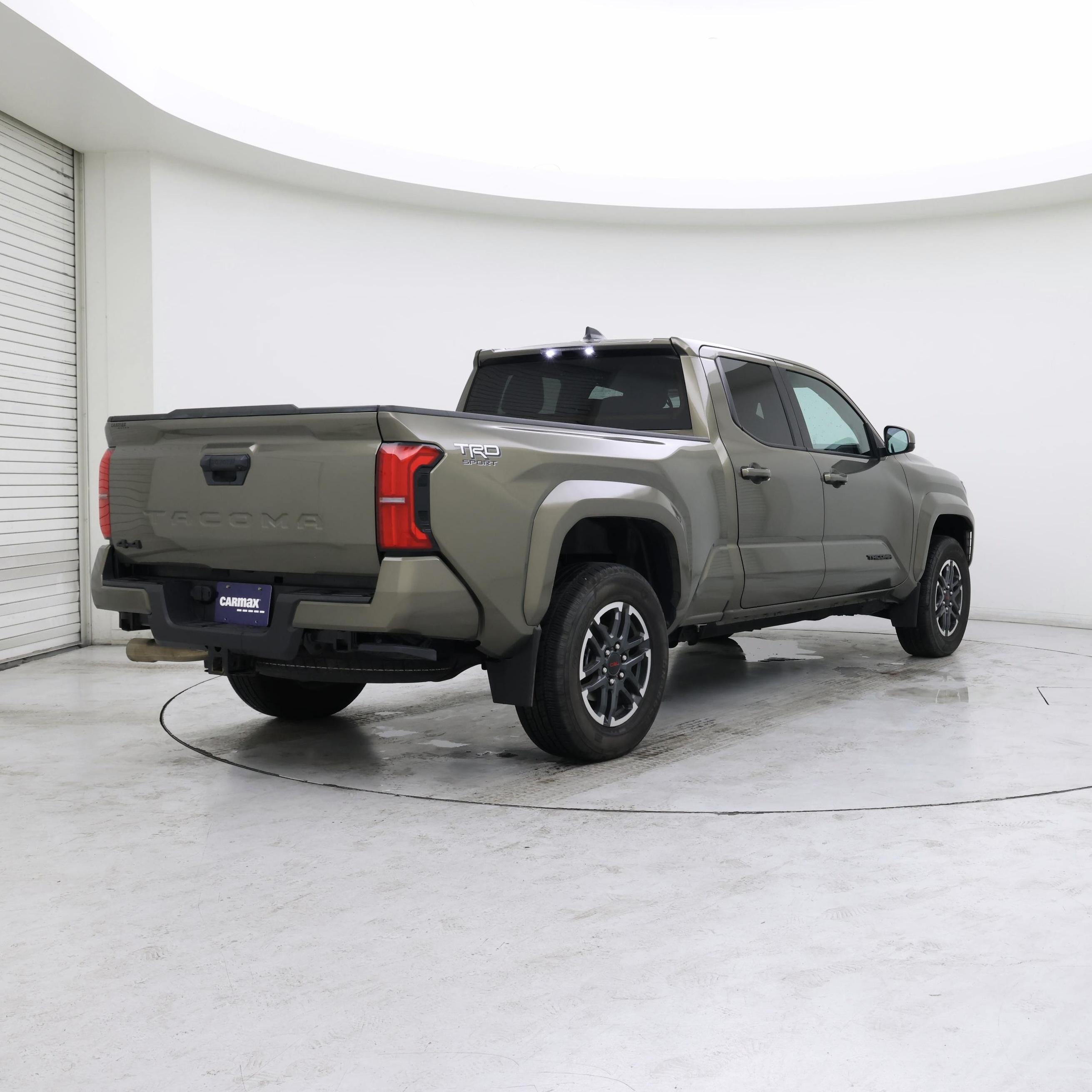 Thumbnail: 2024 Toyota Tacoma - 8