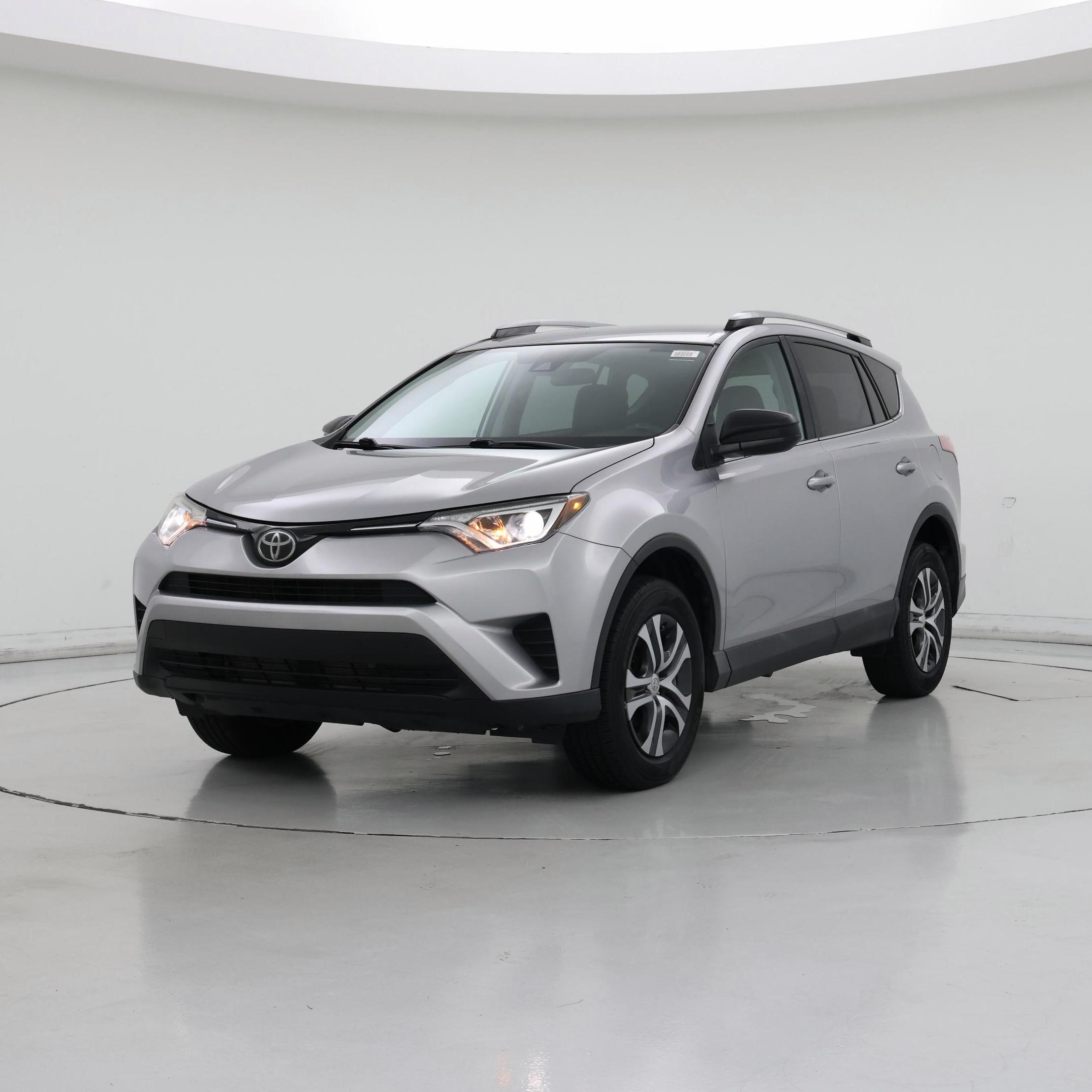 Thumbnail: 2017 Toyota RAV4 - 4