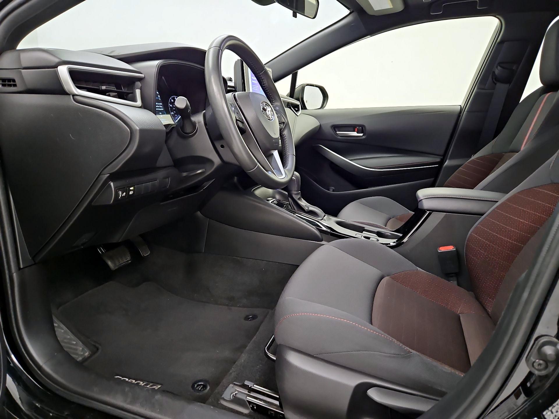 Thumbnail: 2023 Toyota Corolla - 11
