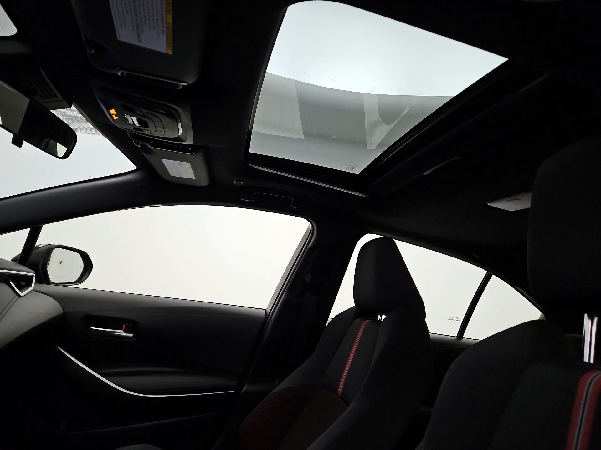 Thumbnail: 2023 Toyota Corolla - 19