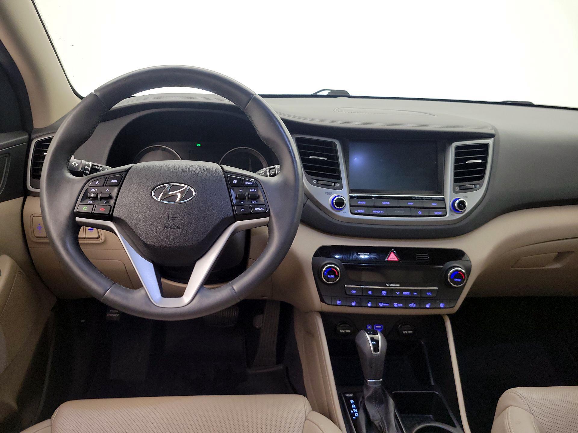 Thumbnail: 2018 Hyundai Tucson - 10