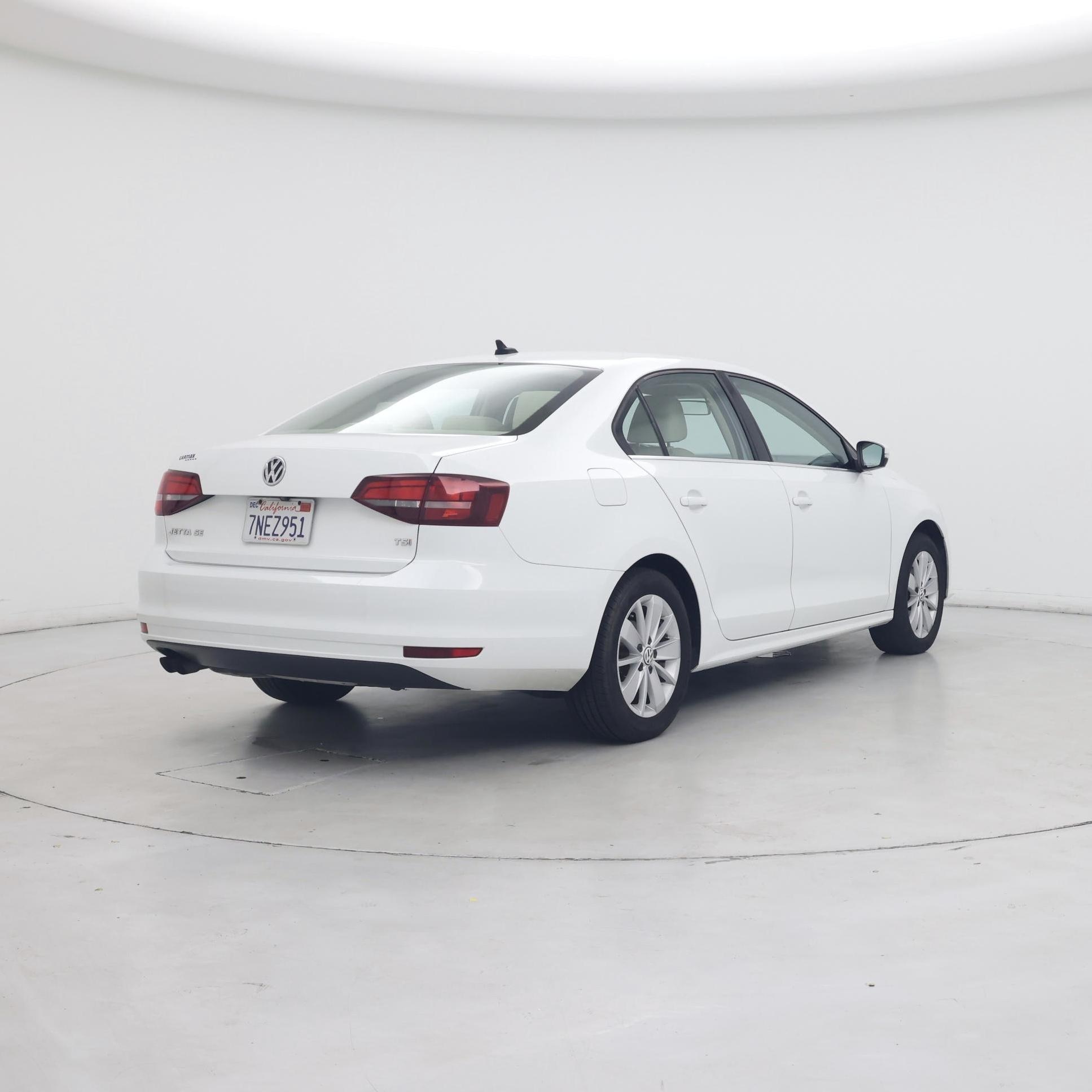 Thumbnail: 2016 Volkswagen Jetta - 8