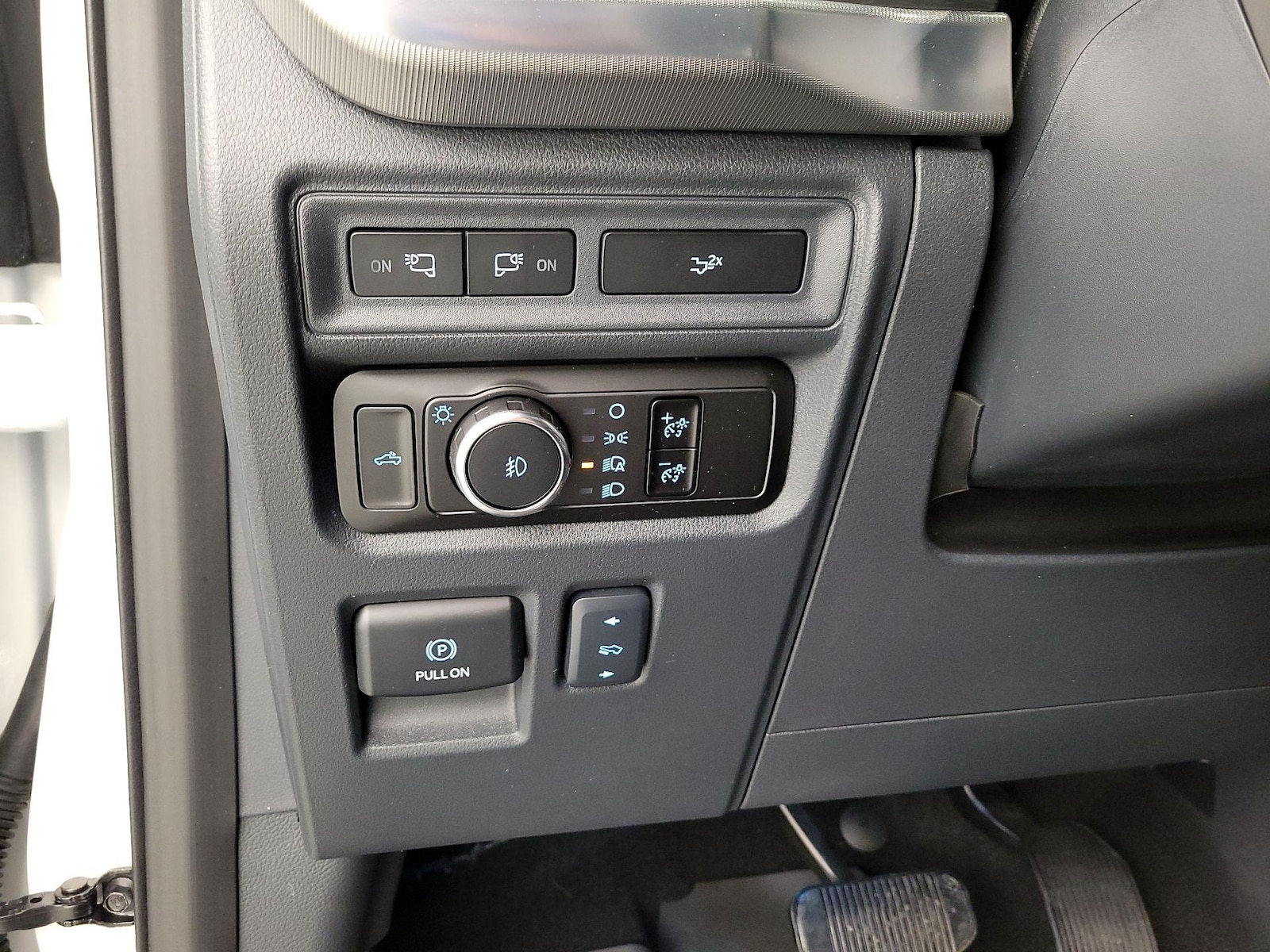 2024 Ford F-150 Lariat - Photo 14