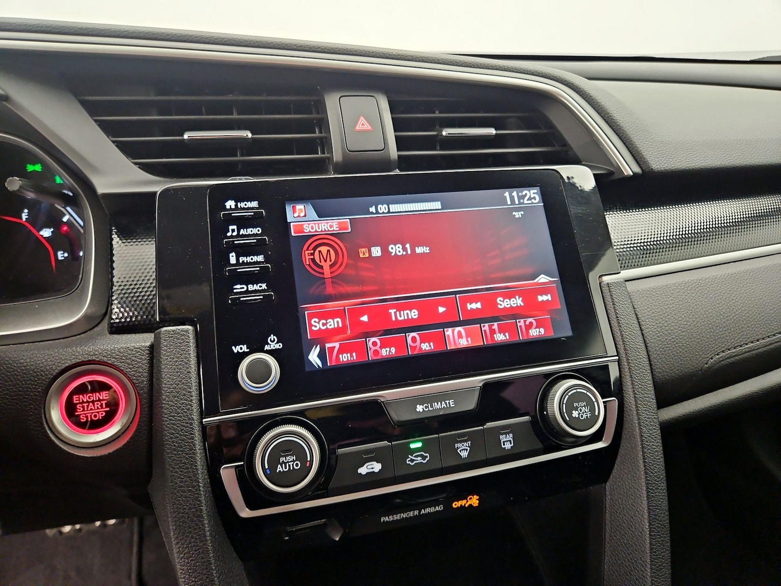 2019 Honda Civic Sport - Photo 16