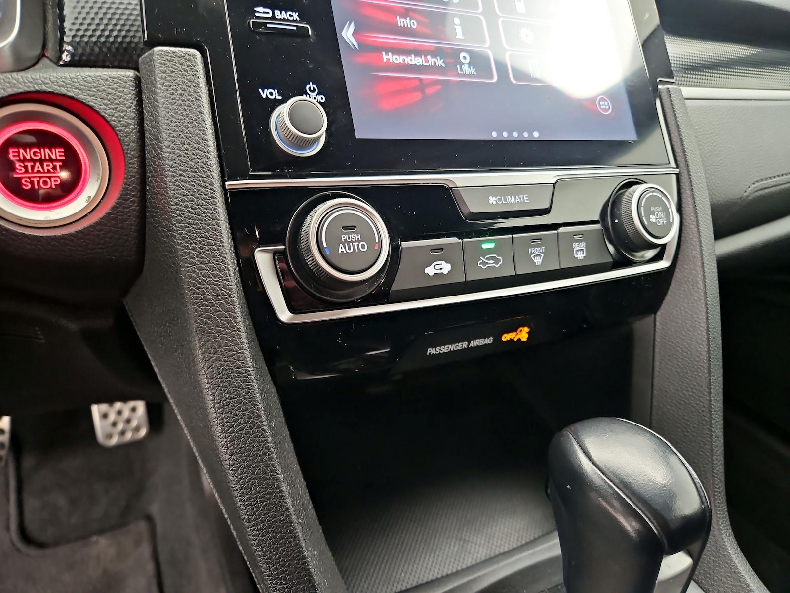 2019 Honda Civic Sport - Photo 17