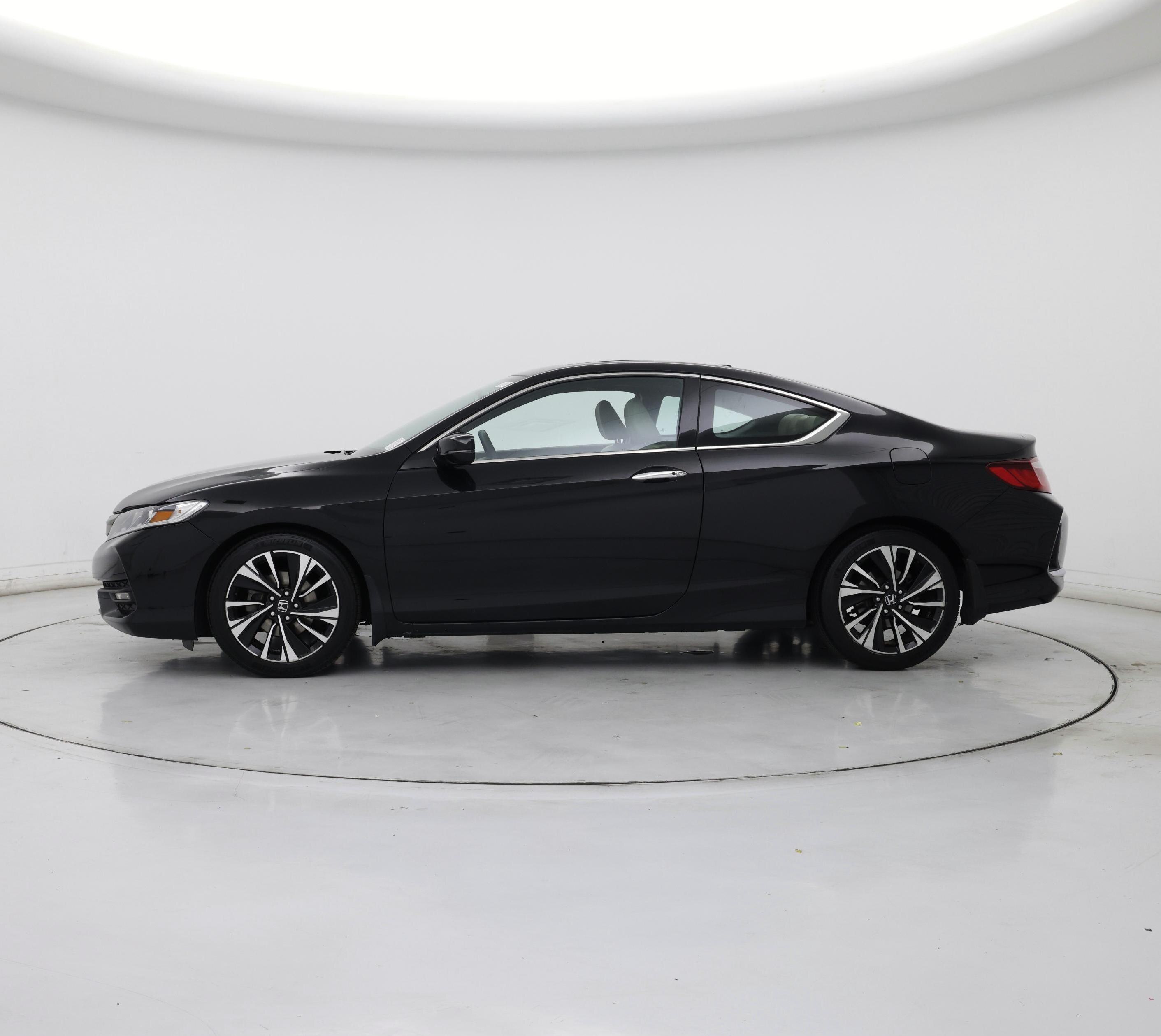 Thumbnail: 2019 Honda Civic - 3