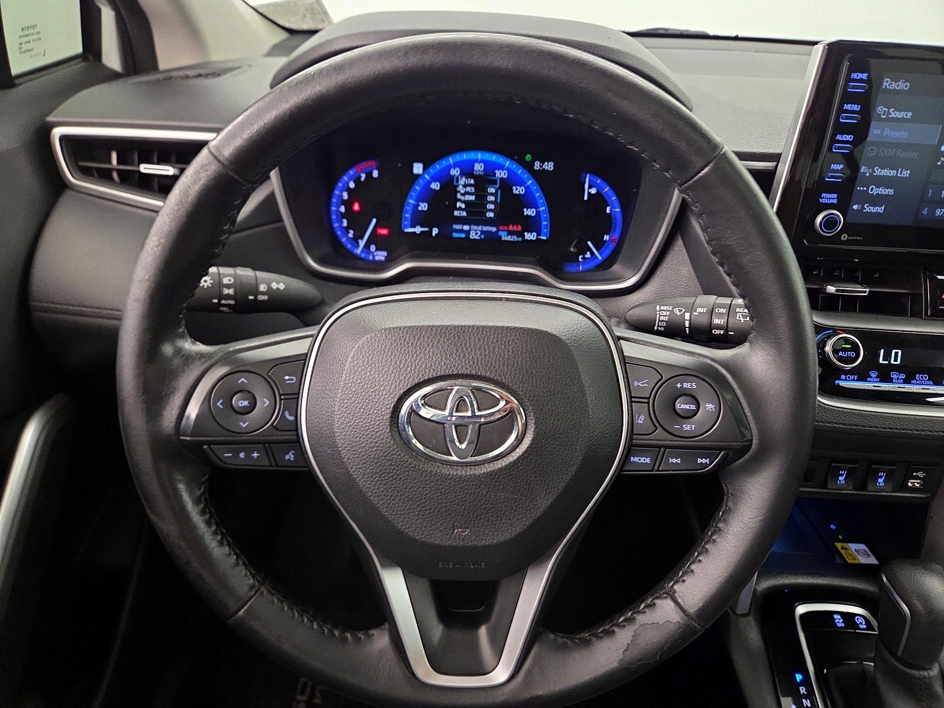 Thumbnail: 2022 Toyota Corolla Cross - 10