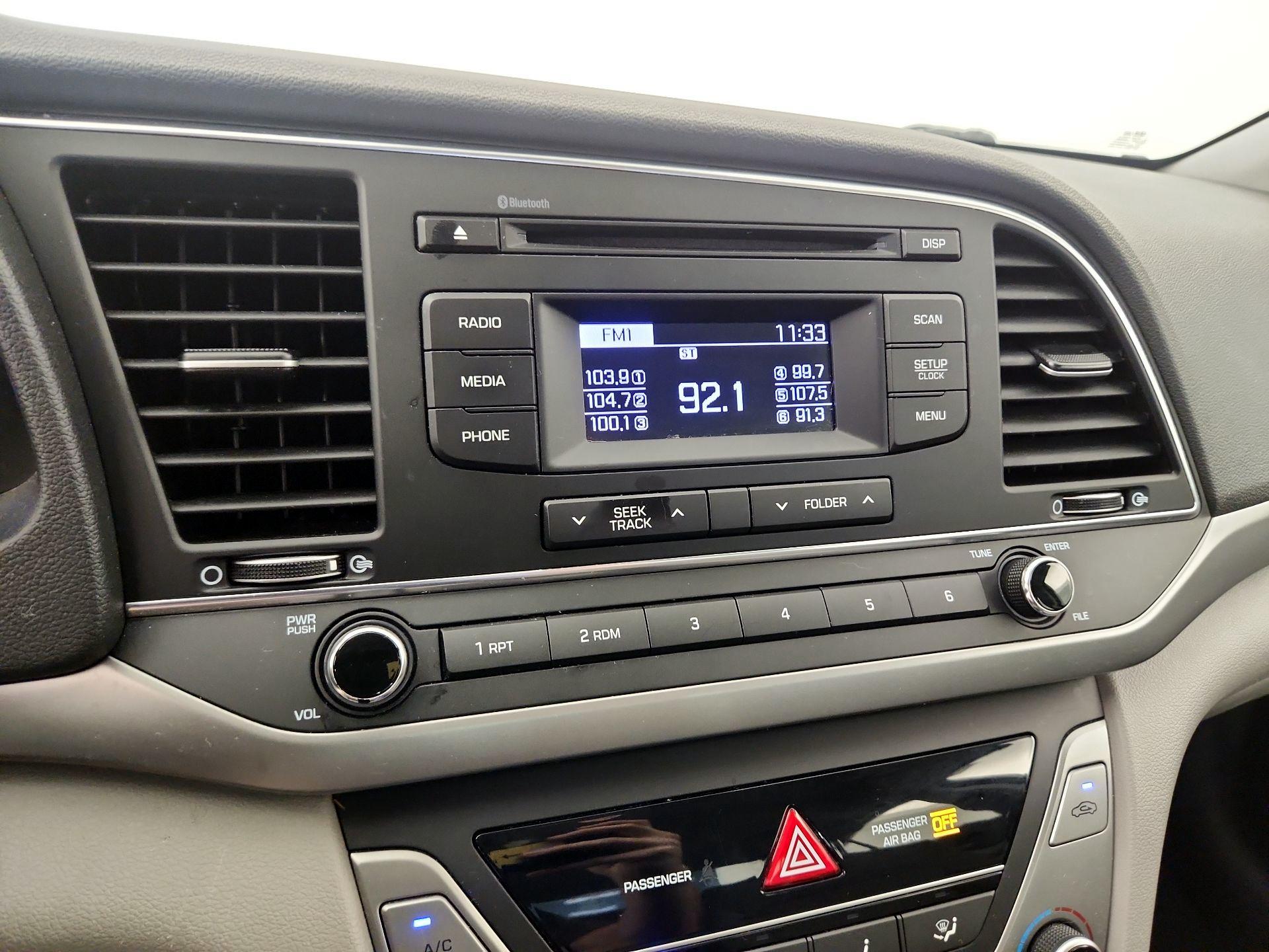 Thumbnail: 2018 Hyundai Elantra - 14