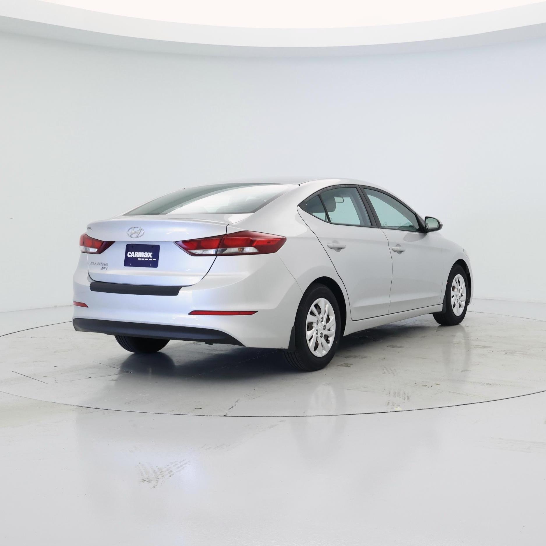 Thumbnail: 2018 Hyundai Elantra - 8