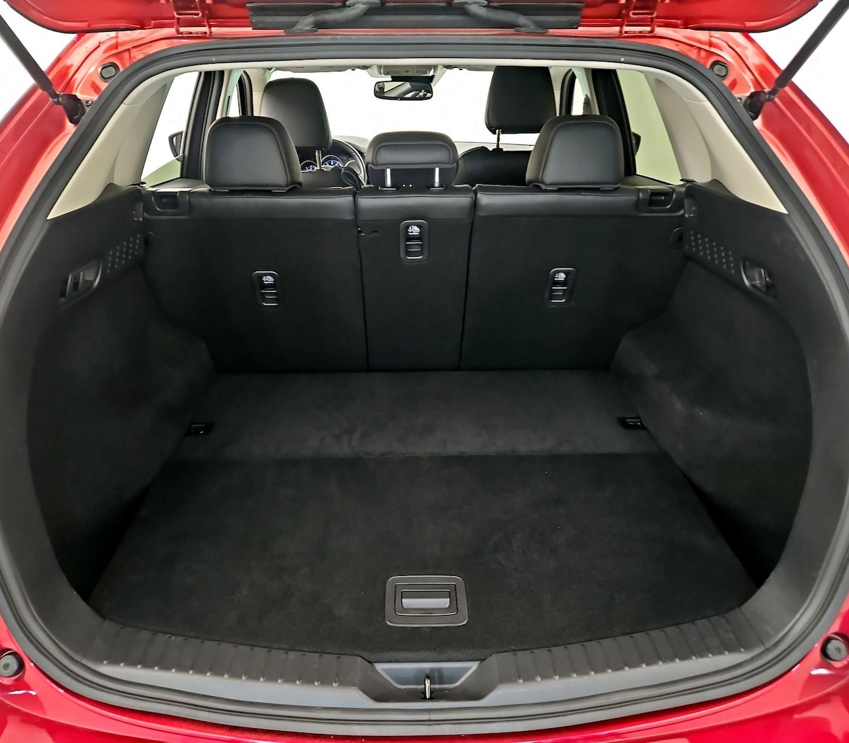Trunk/Cargo (Seats Up)
