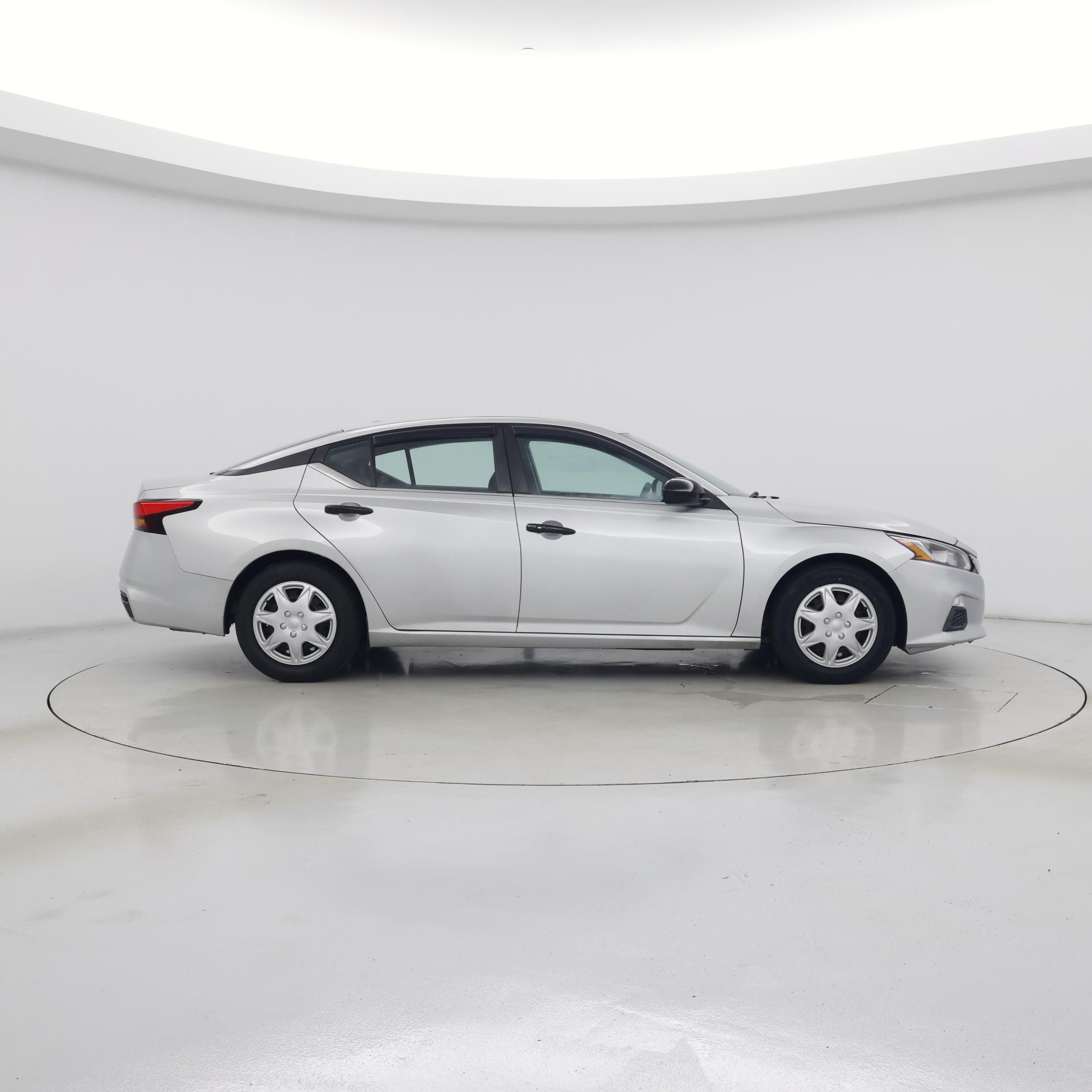 Thumbnail: 2020 Nissan Altima - 7