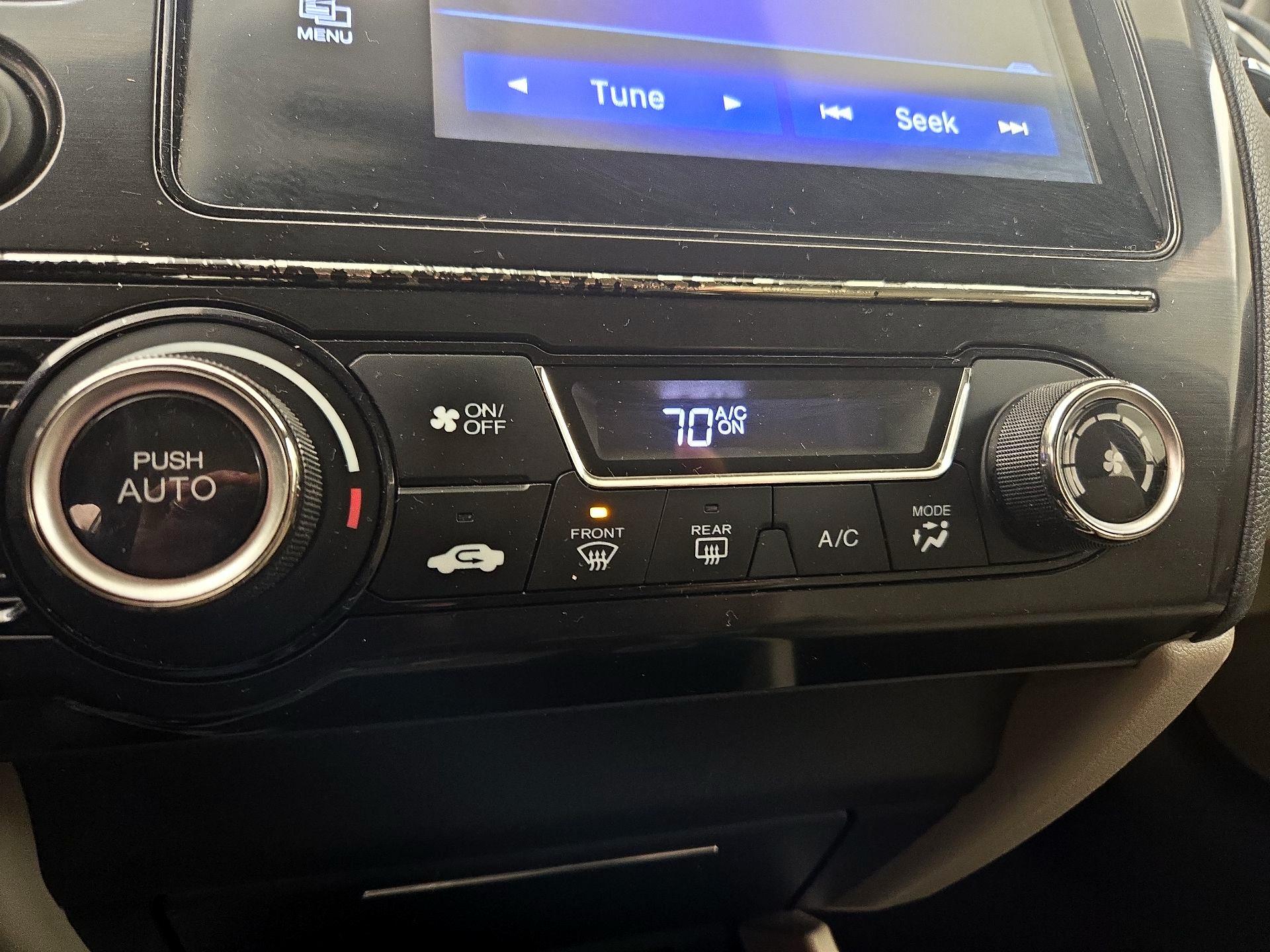 Thumbnail: 2014 Honda Civic - 16