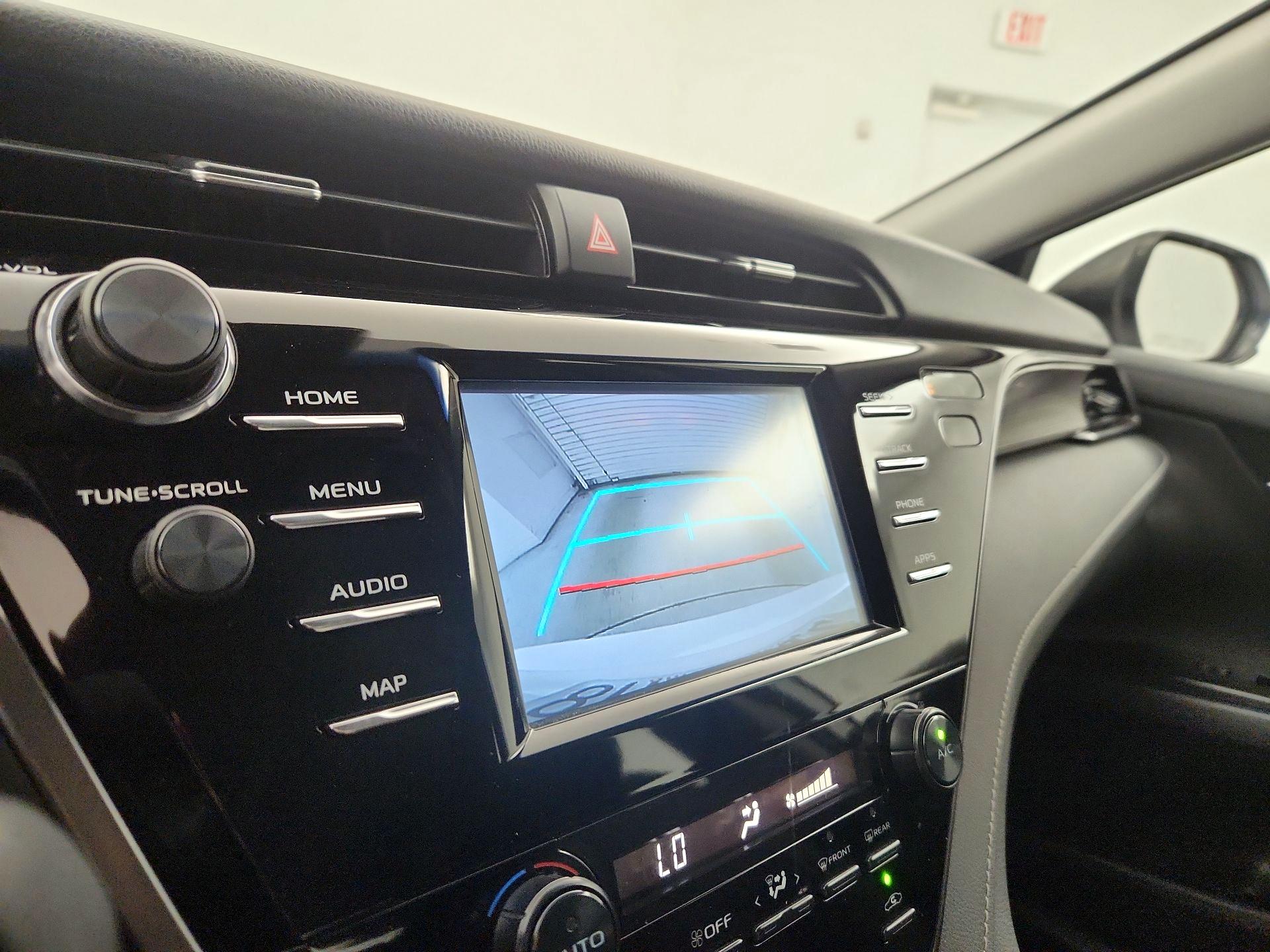 Thumbnail: 2019 Toyota Camry - 14