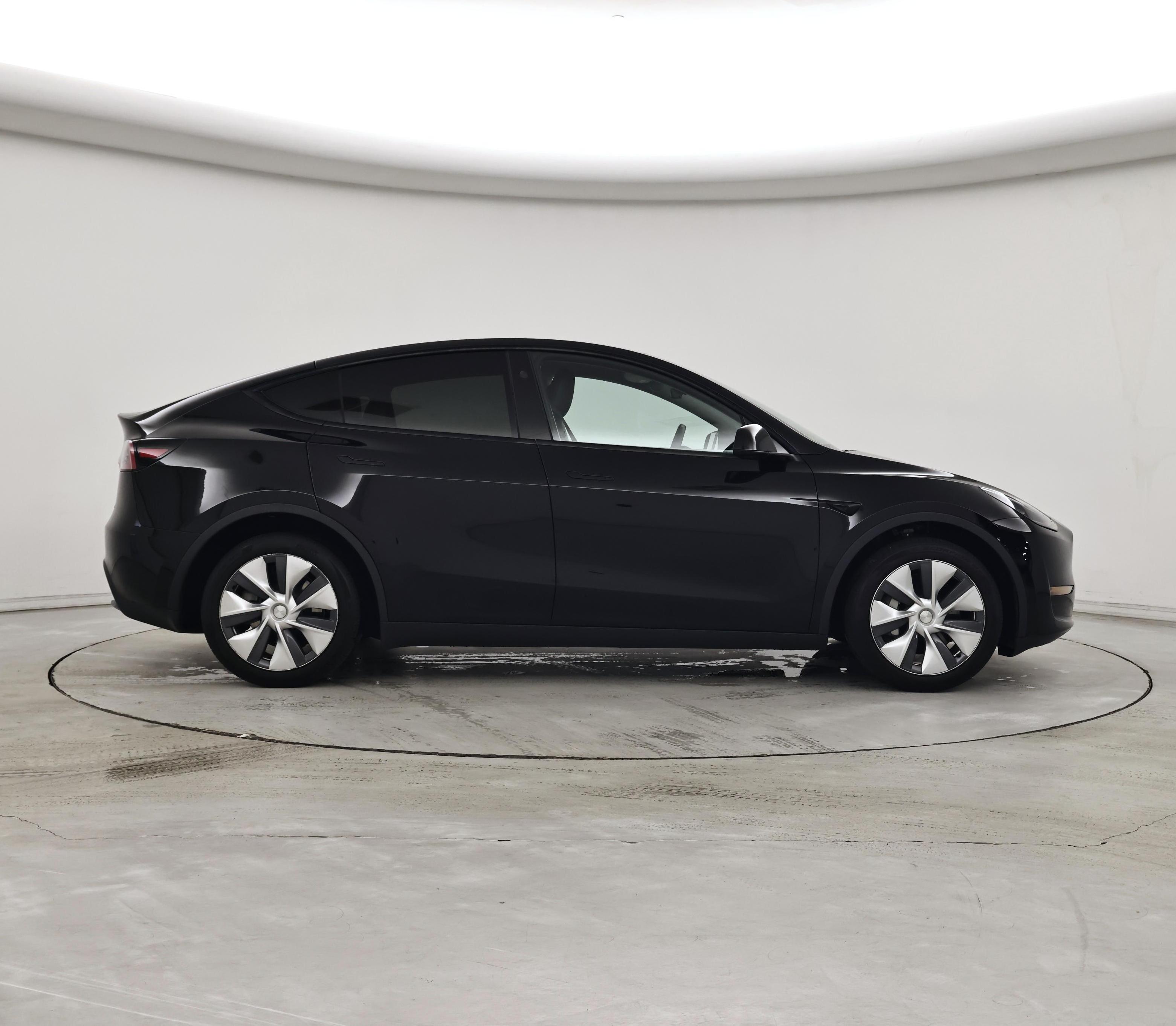 Thumbnail: 2023 Tesla Model Y - 7