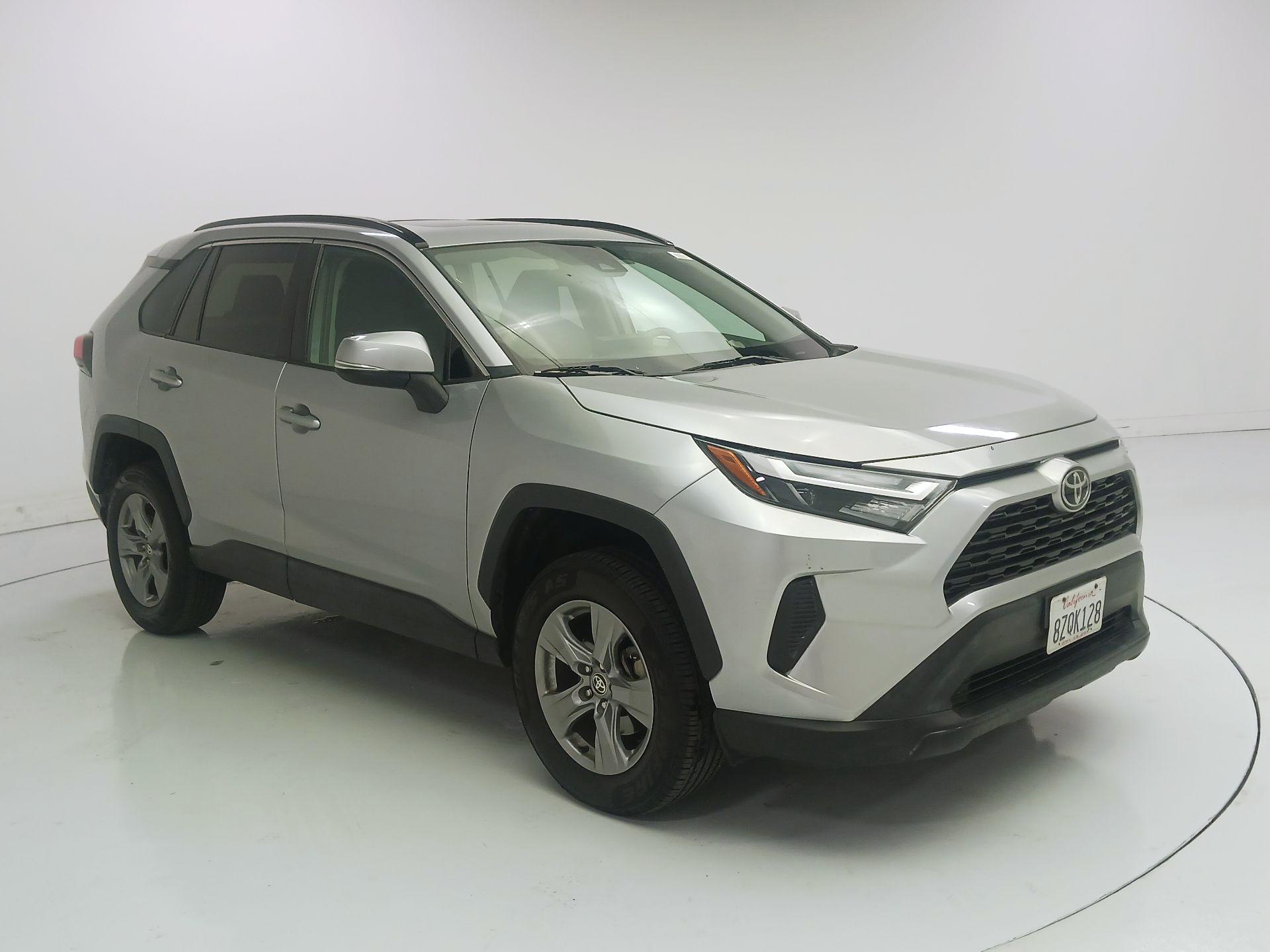 Thumbnail: 2022 Toyota RAV4 - 1