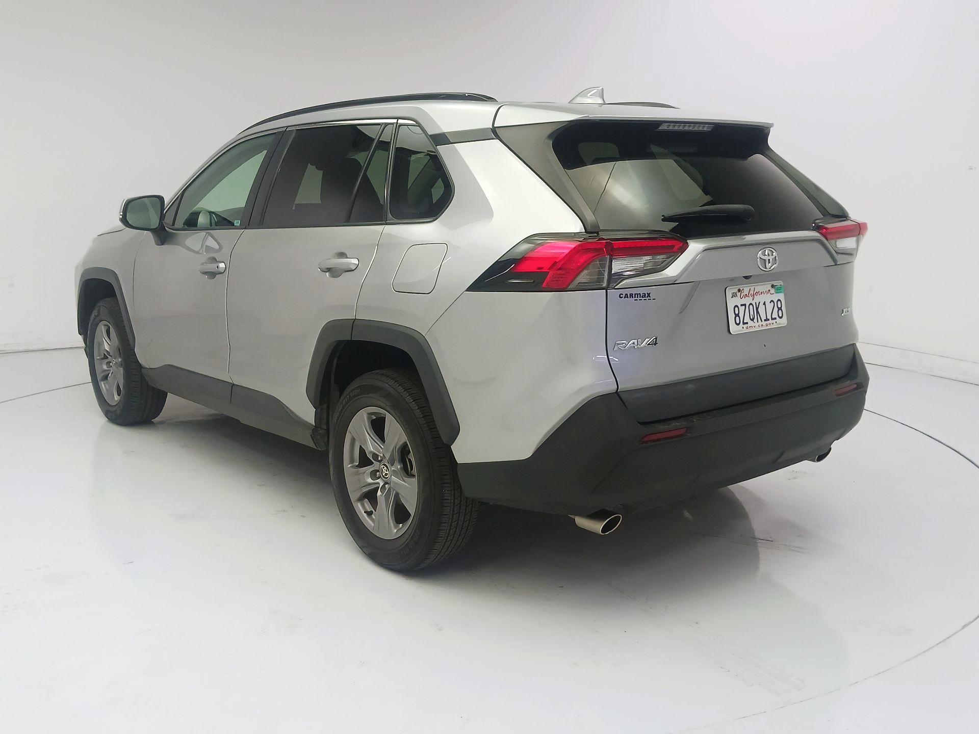Thumbnail: 2022 Toyota RAV4 - 7