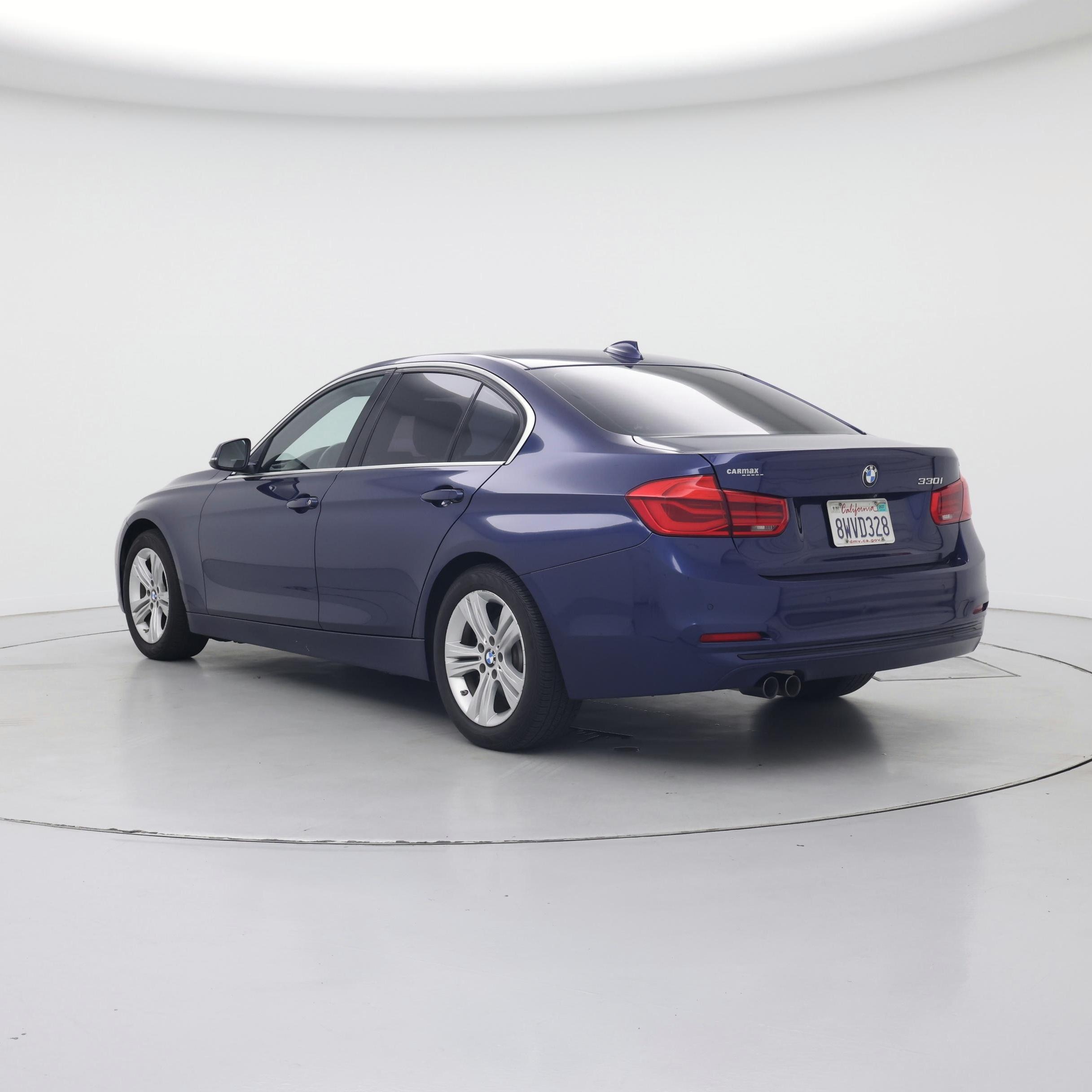 Thumbnail: 2018 BMW 3 Series - 2