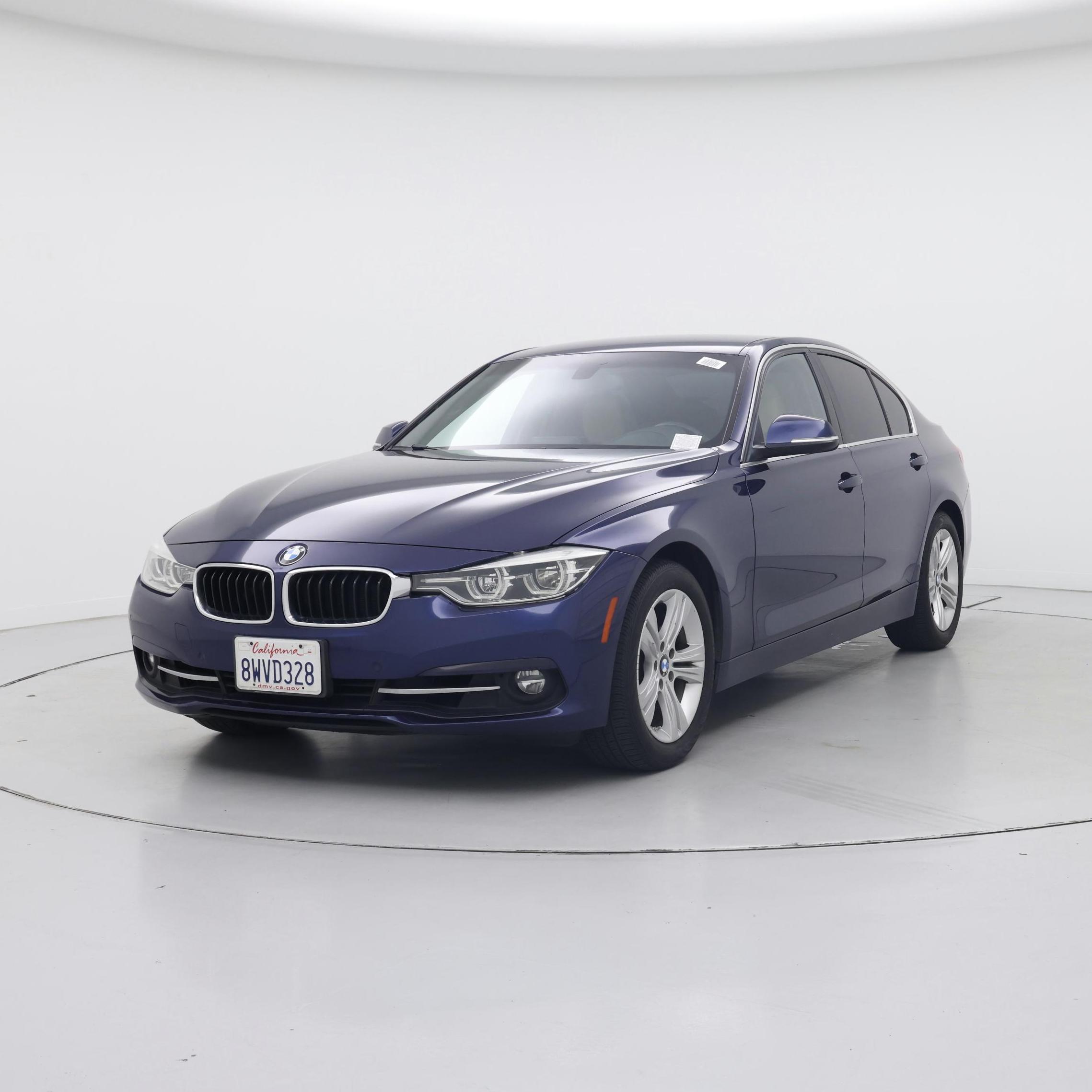 Thumbnail: 2018 BMW 3 Series - 4