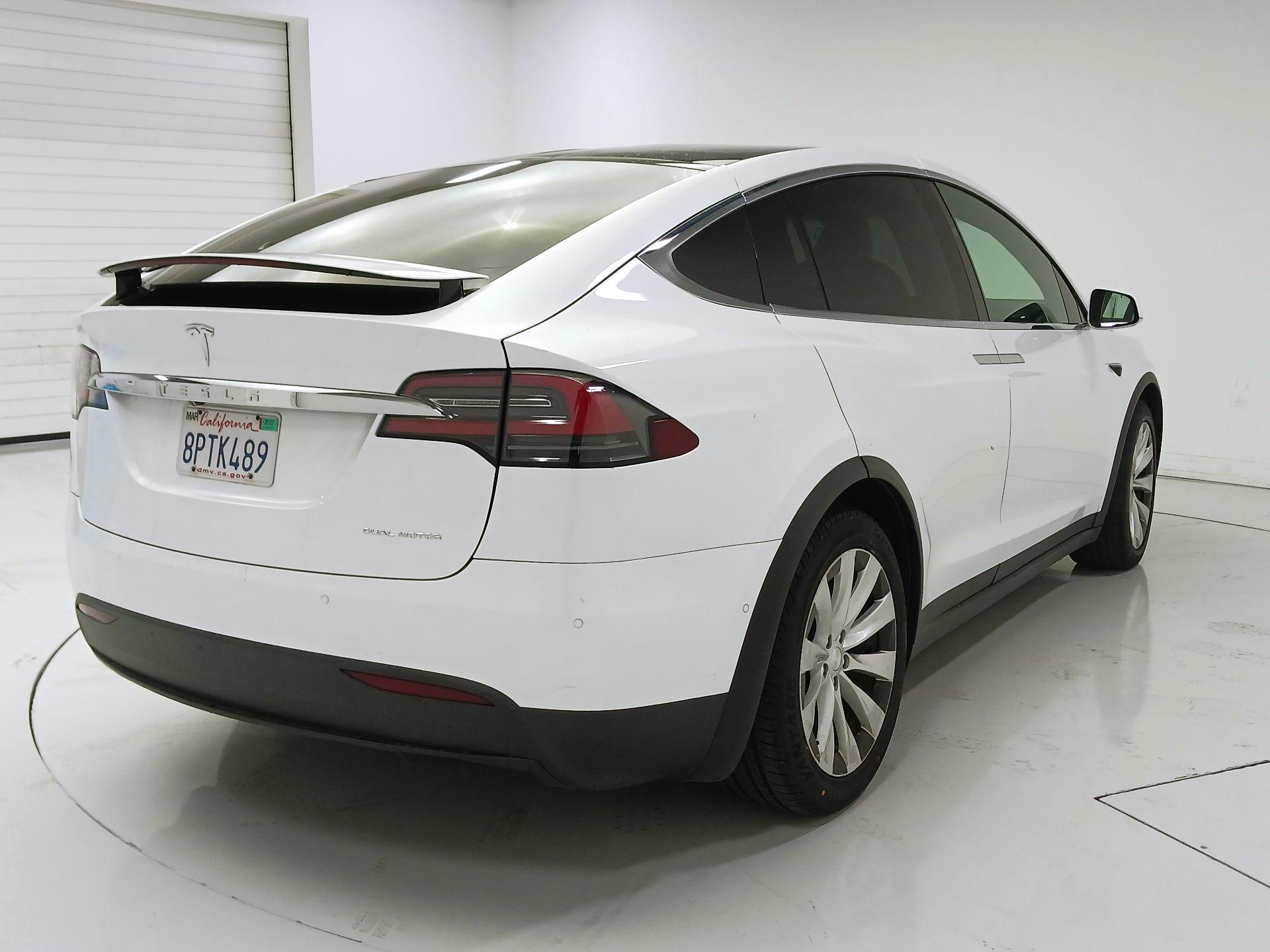 Thumbnail: 2020 Tesla Model X - 5