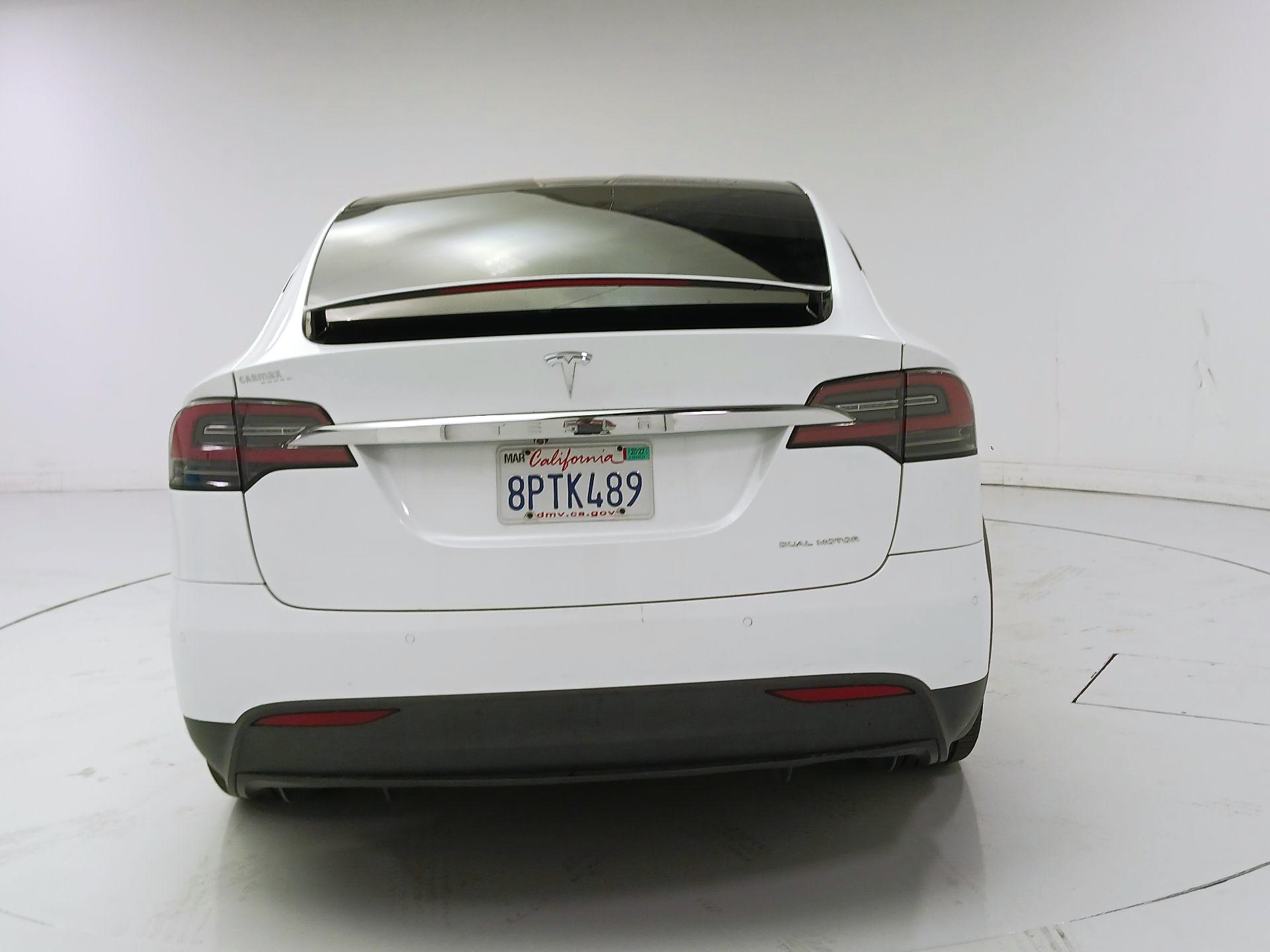 Thumbnail: 2020 Tesla Model X - 6