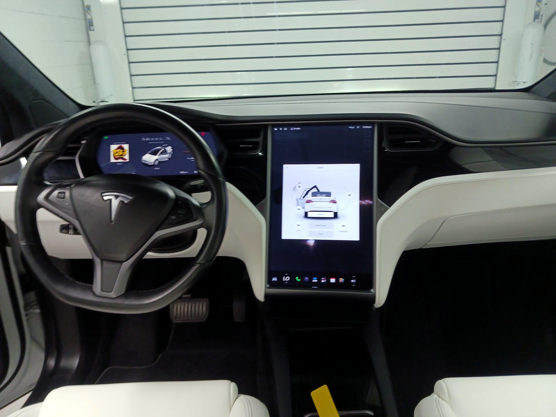 Thumbnail: 2020 Tesla Model X - 8