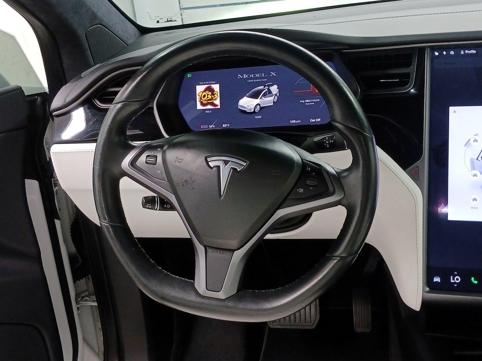 2020 Tesla Model X Long Range Plus - Photo 9