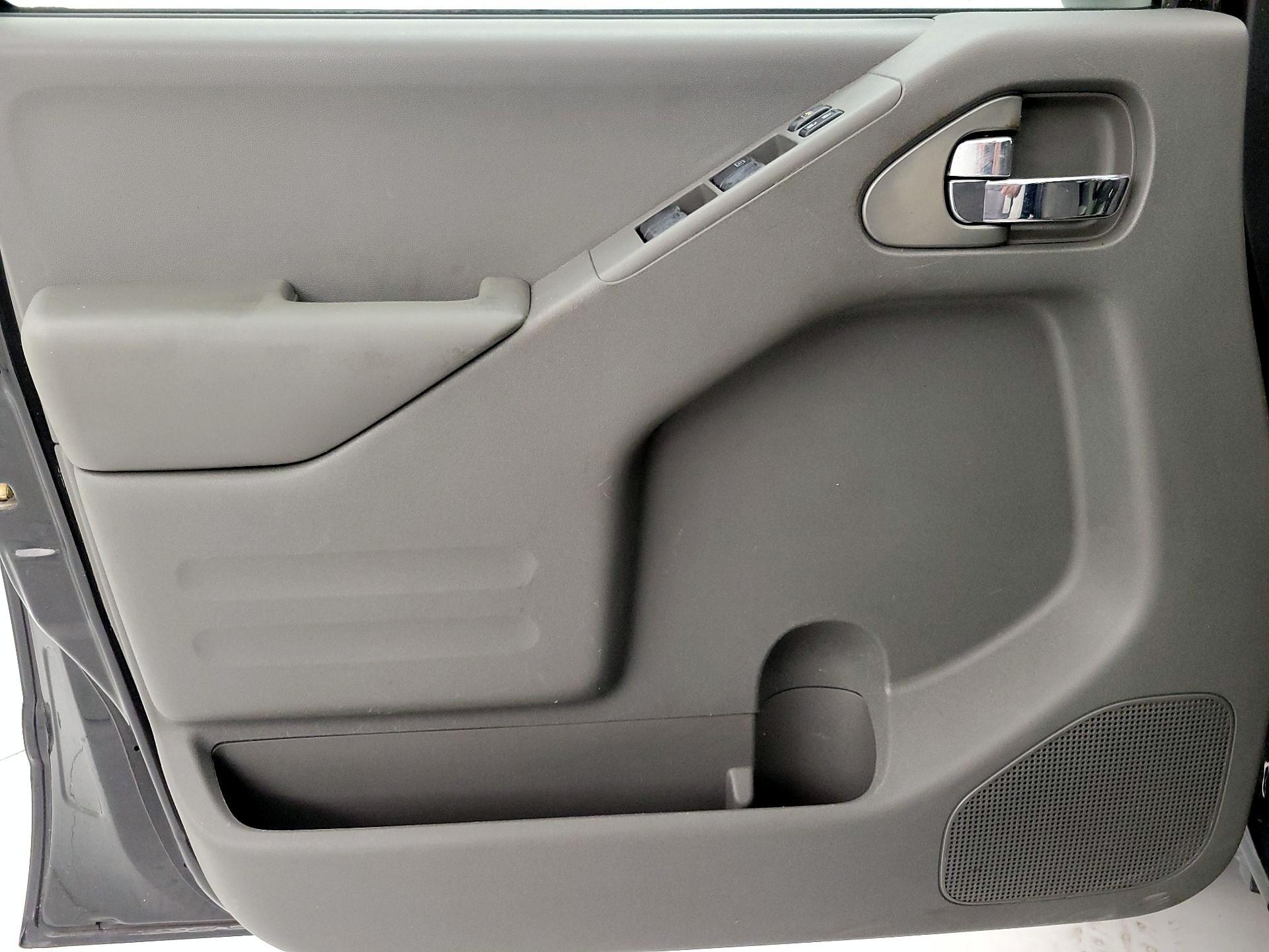 Thumbnail: 2019 Nissan Frontier - 12