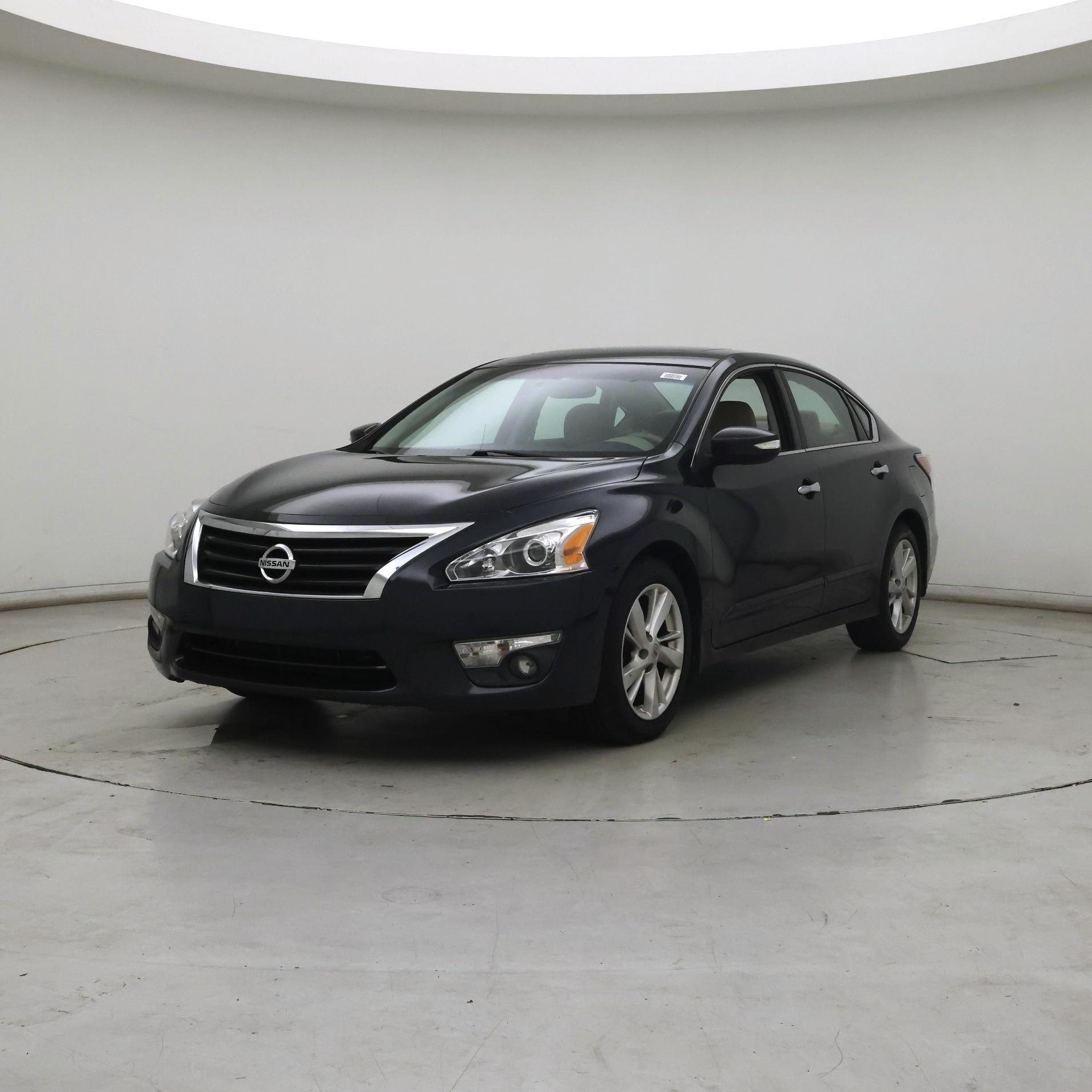 Thumbnail: 2015 Nissan Altima - 4