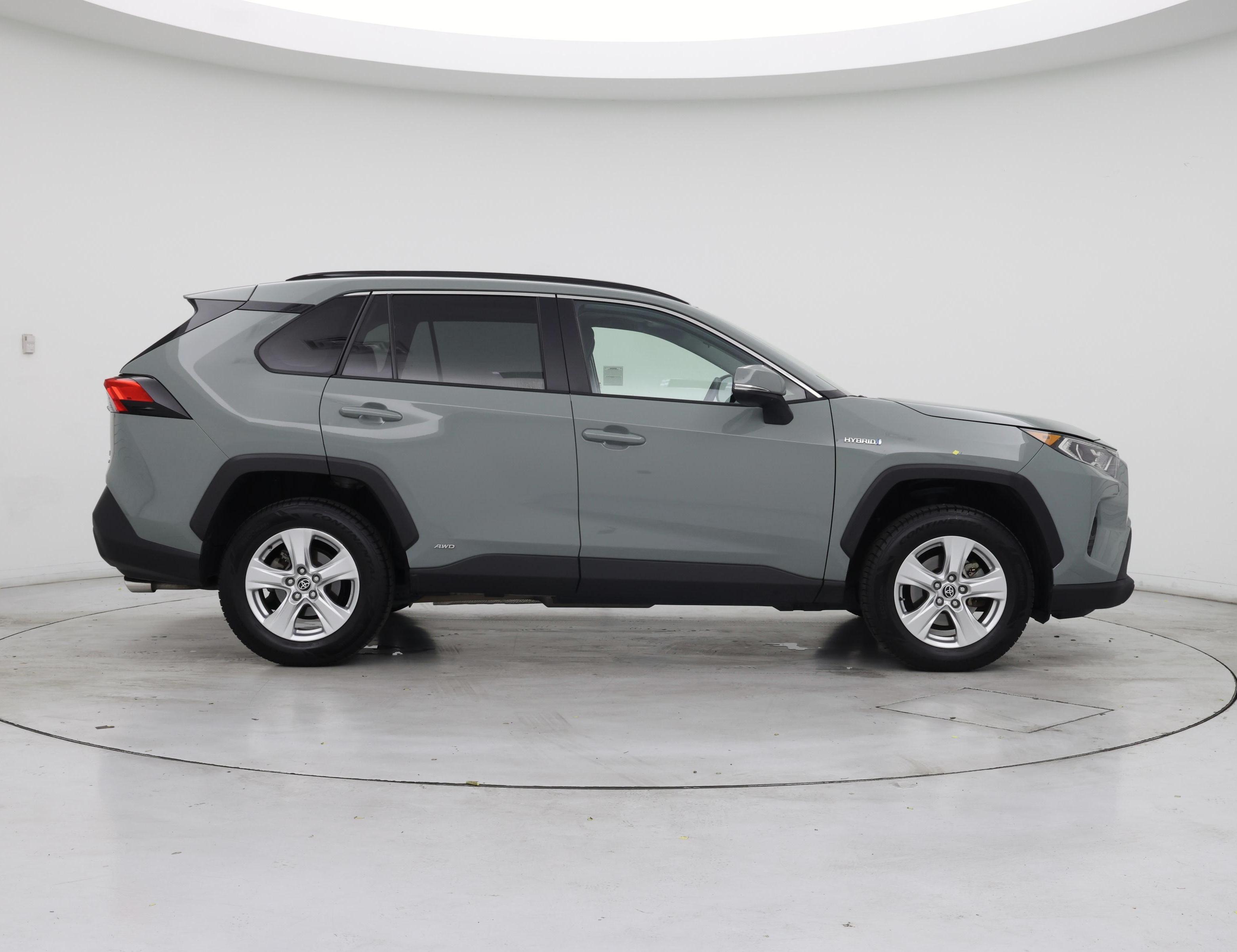 Thumbnail: 2021 Toyota RAV4 - 7