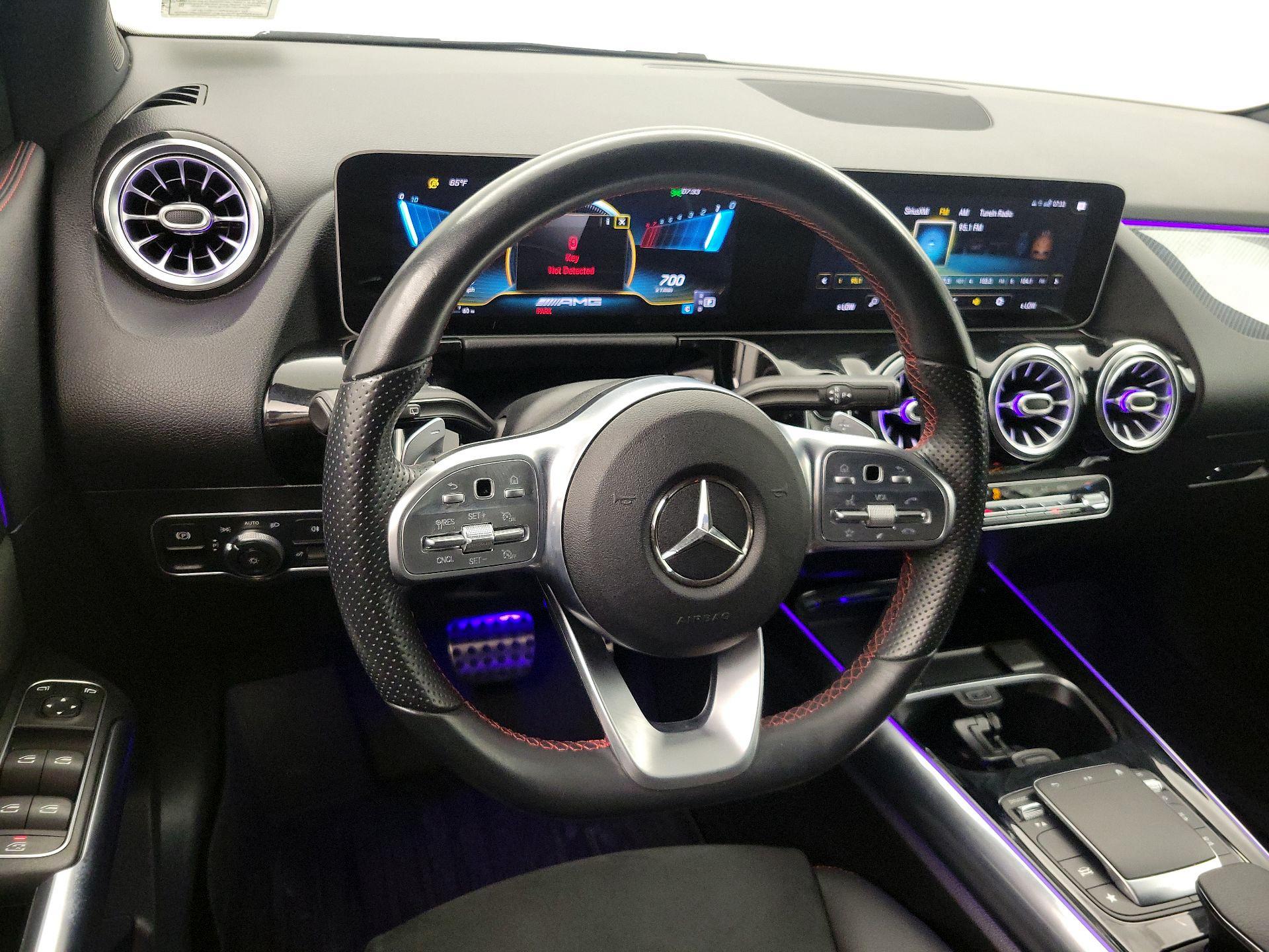 Thumbnail: 2021 Mercedes-Benz GLA - 10