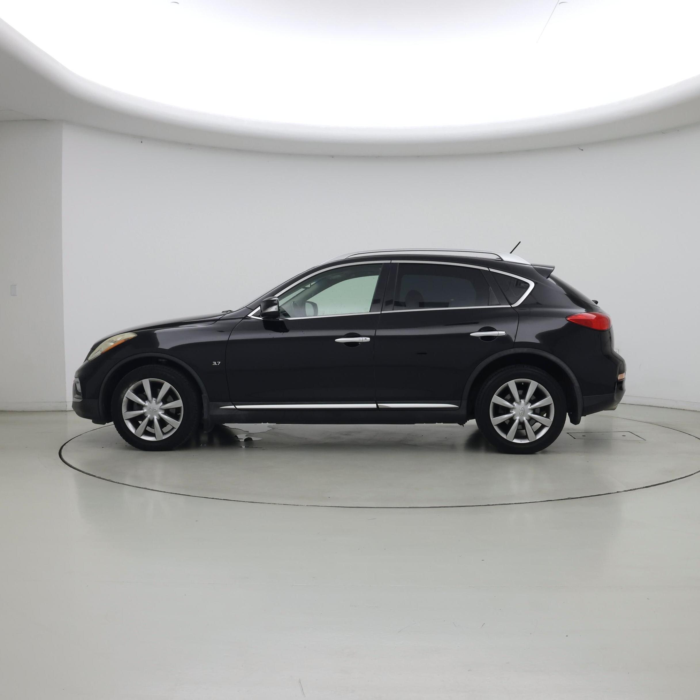 Thumbnail: 2017 INFINITI QX50 - 3