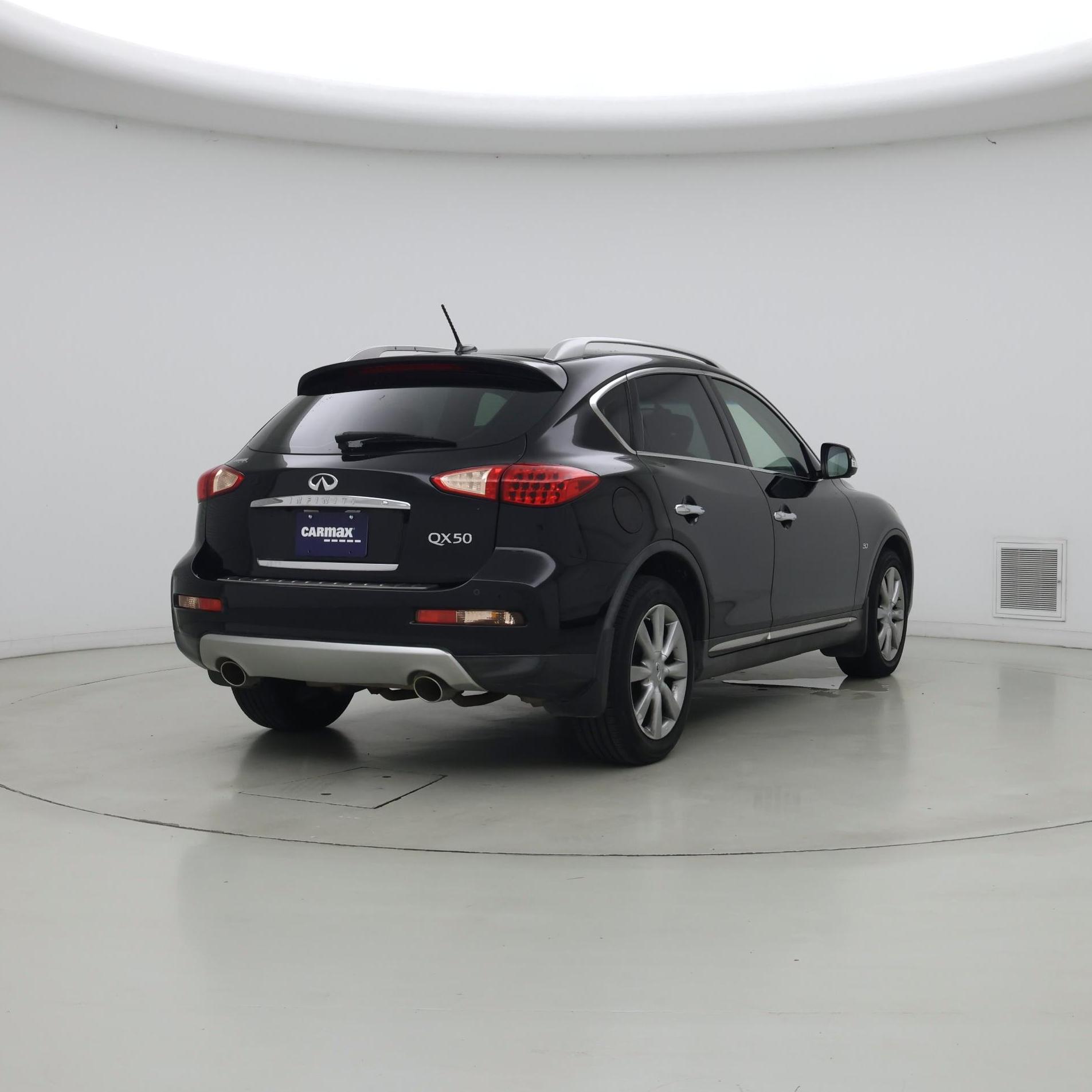 Thumbnail: 2017 INFINITI QX50 - 8