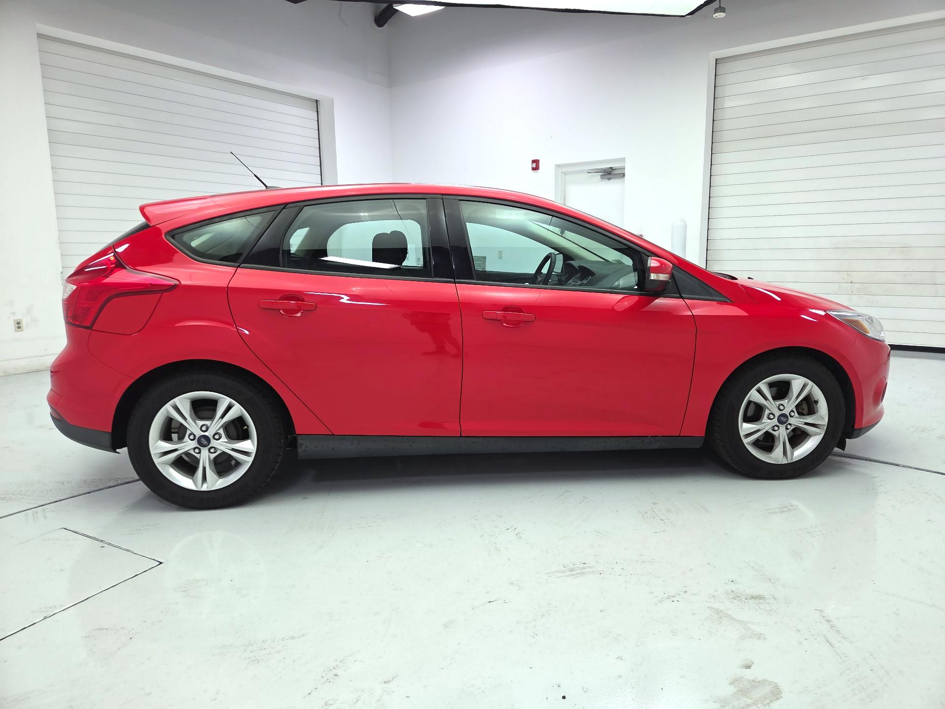 Thumbnail: 2014 Ford Focus - 4