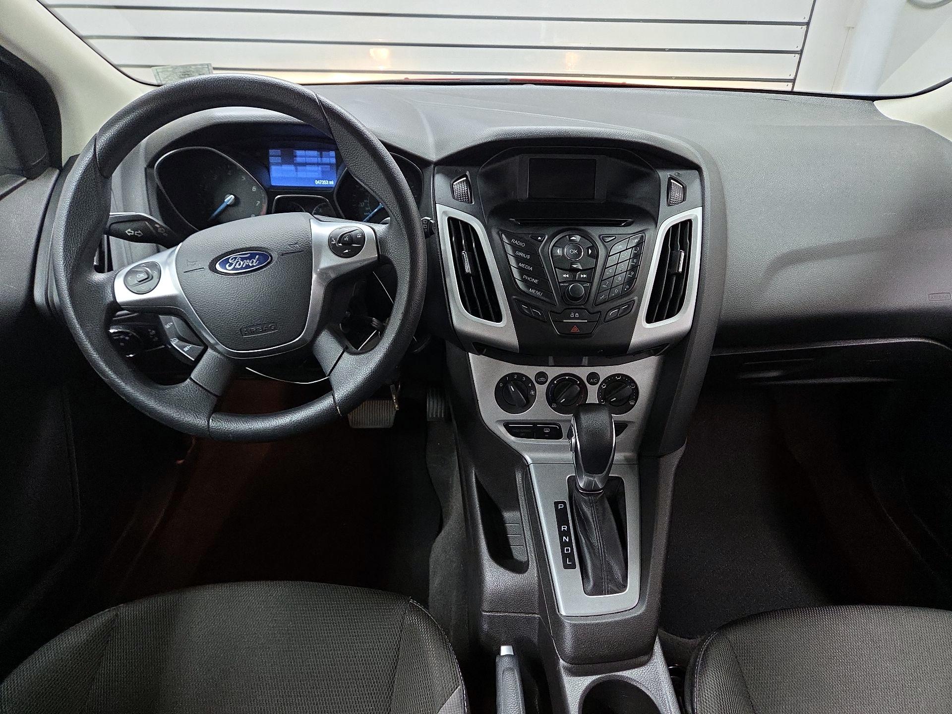 Thumbnail: 2014 Ford Focus - 8