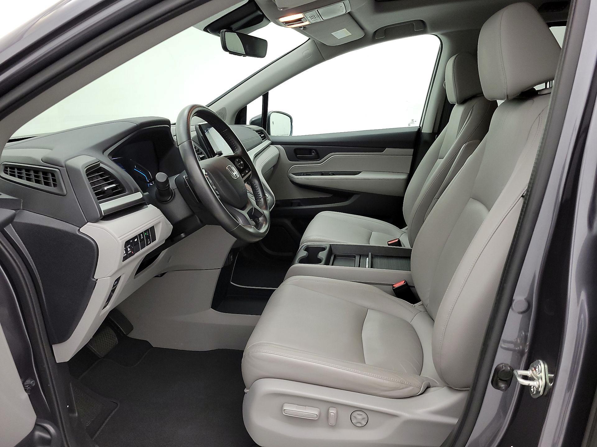 Thumbnail: 2018 Honda Odyssey - 11