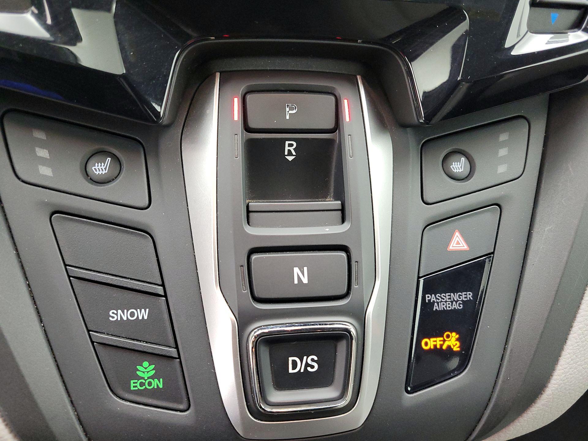 Thumbnail: 2018 Honda Odyssey - 18