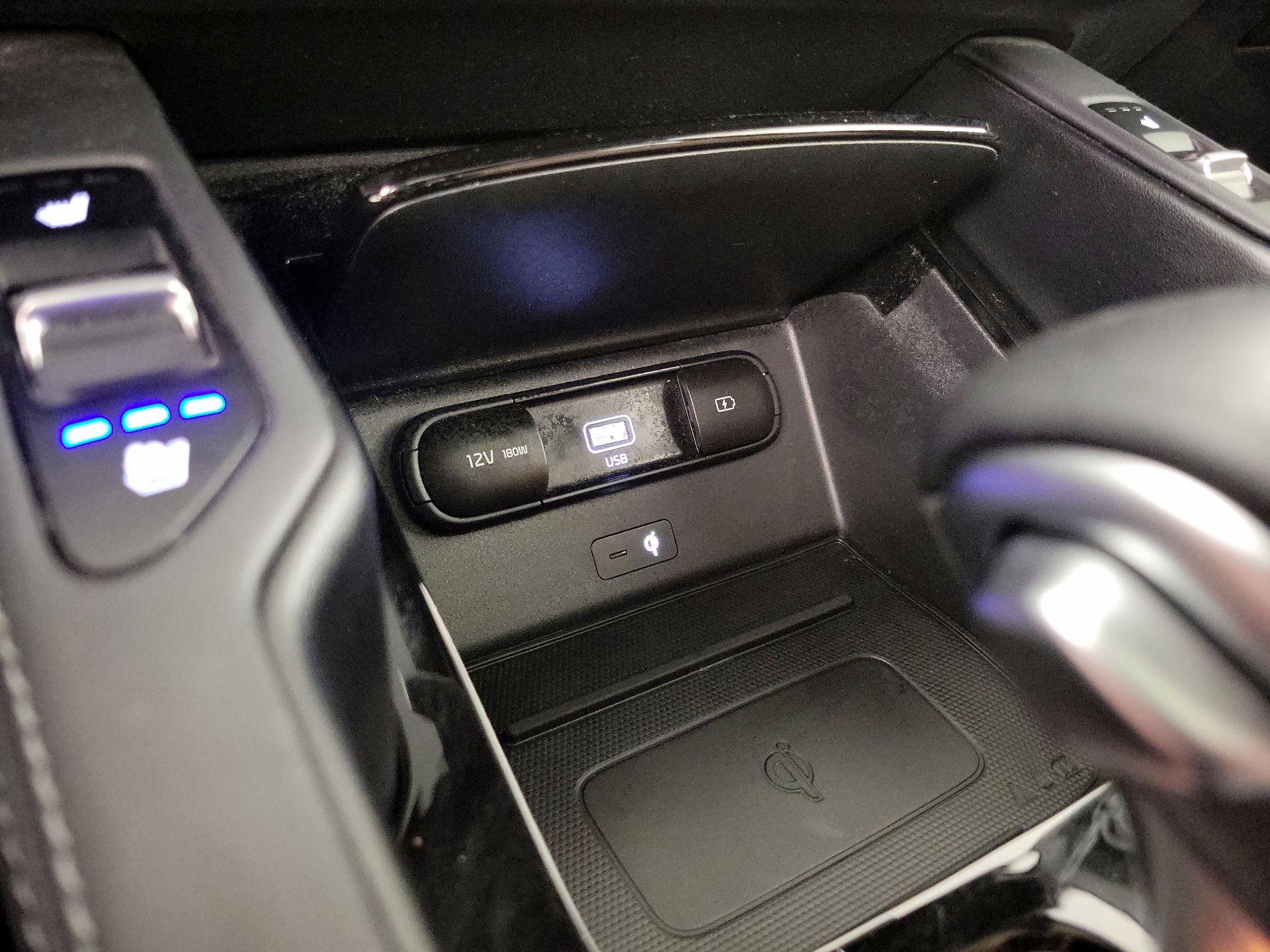 Thumbnail: 2021 Kia Telluride - 17
