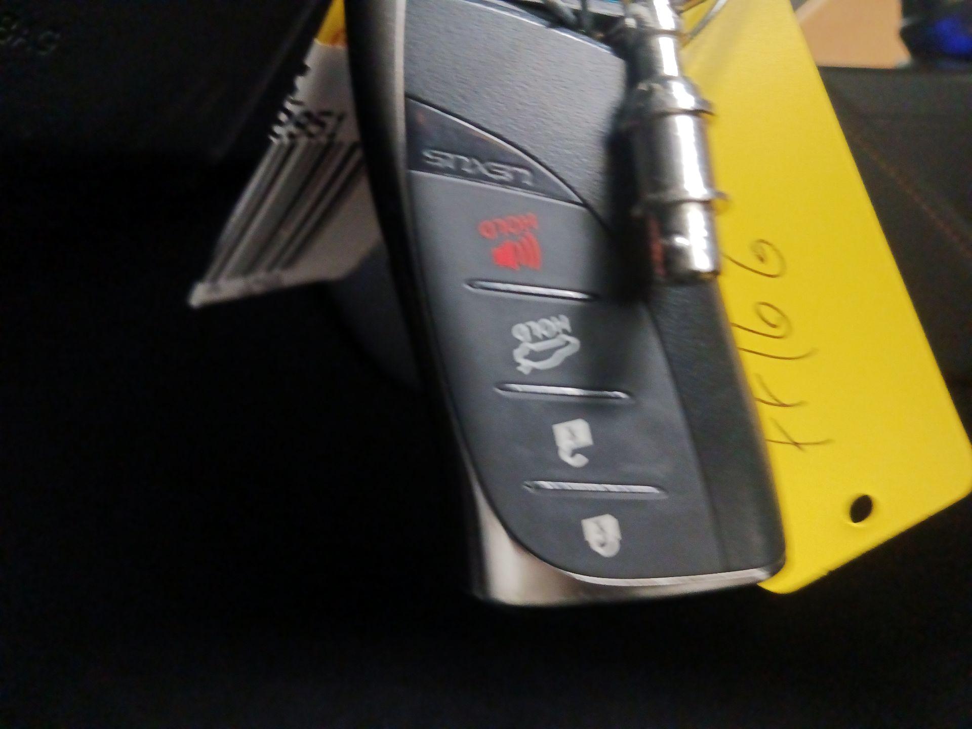 Thumbnail: 2025 Lexus ES - 16