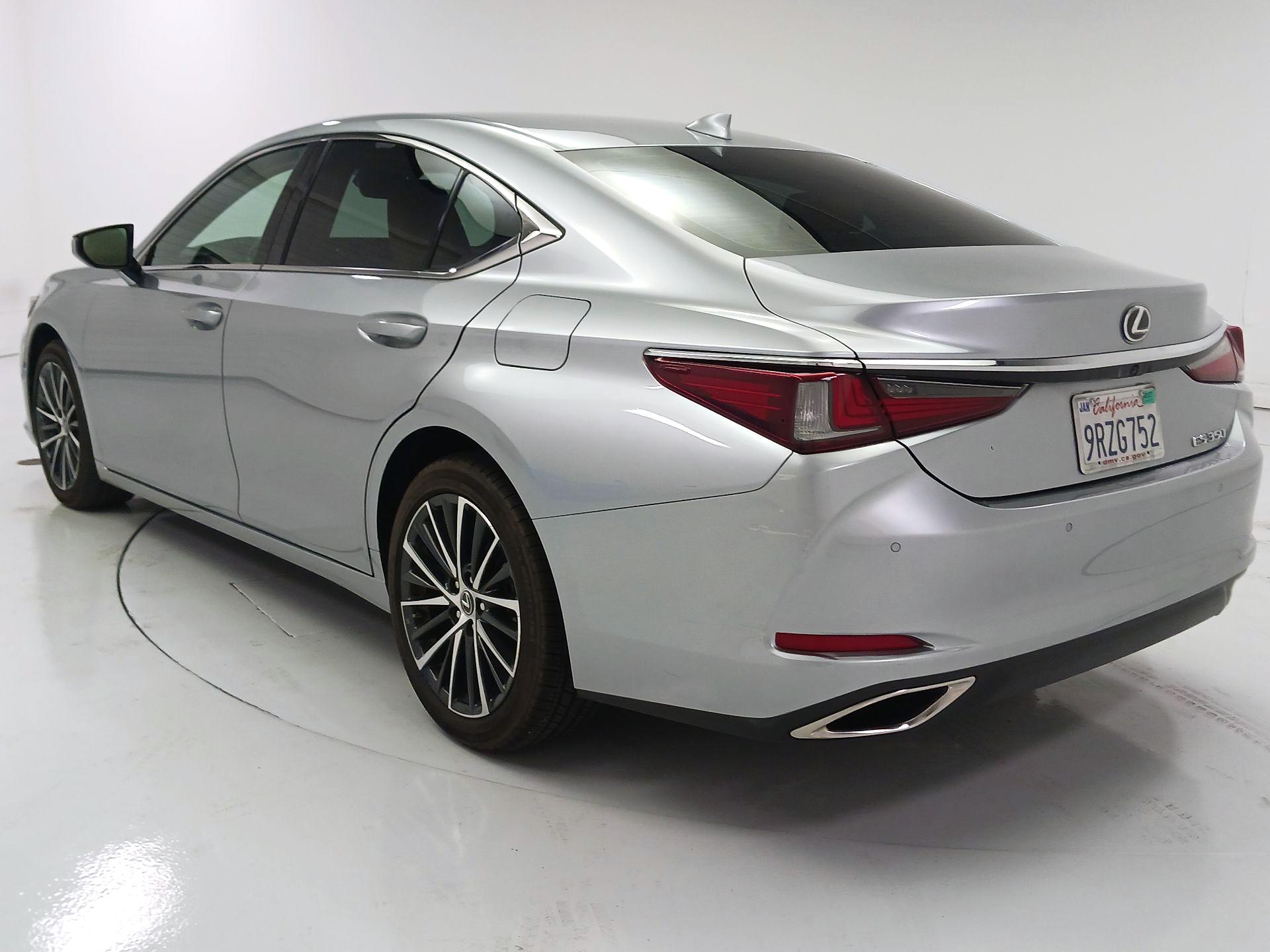 Thumbnail: 2025 Lexus ES - 7