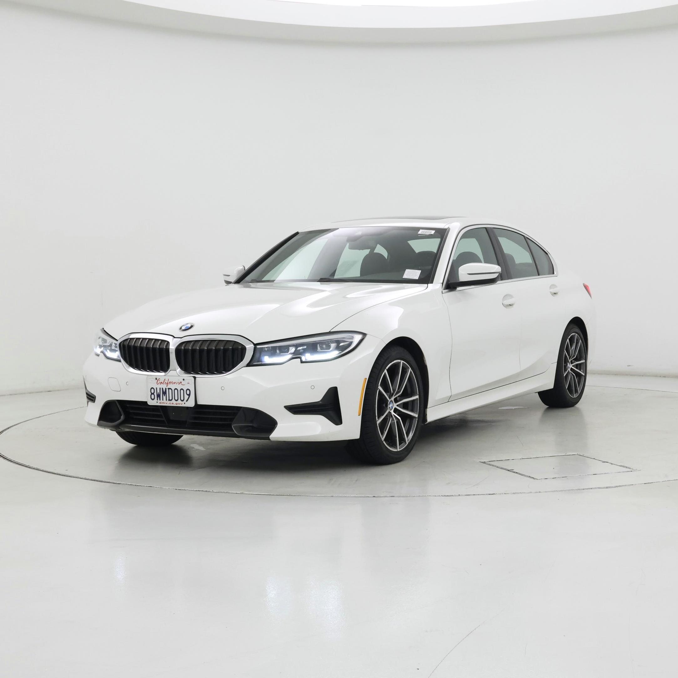 Thumbnail: 2021 BMW 3 Series - 4