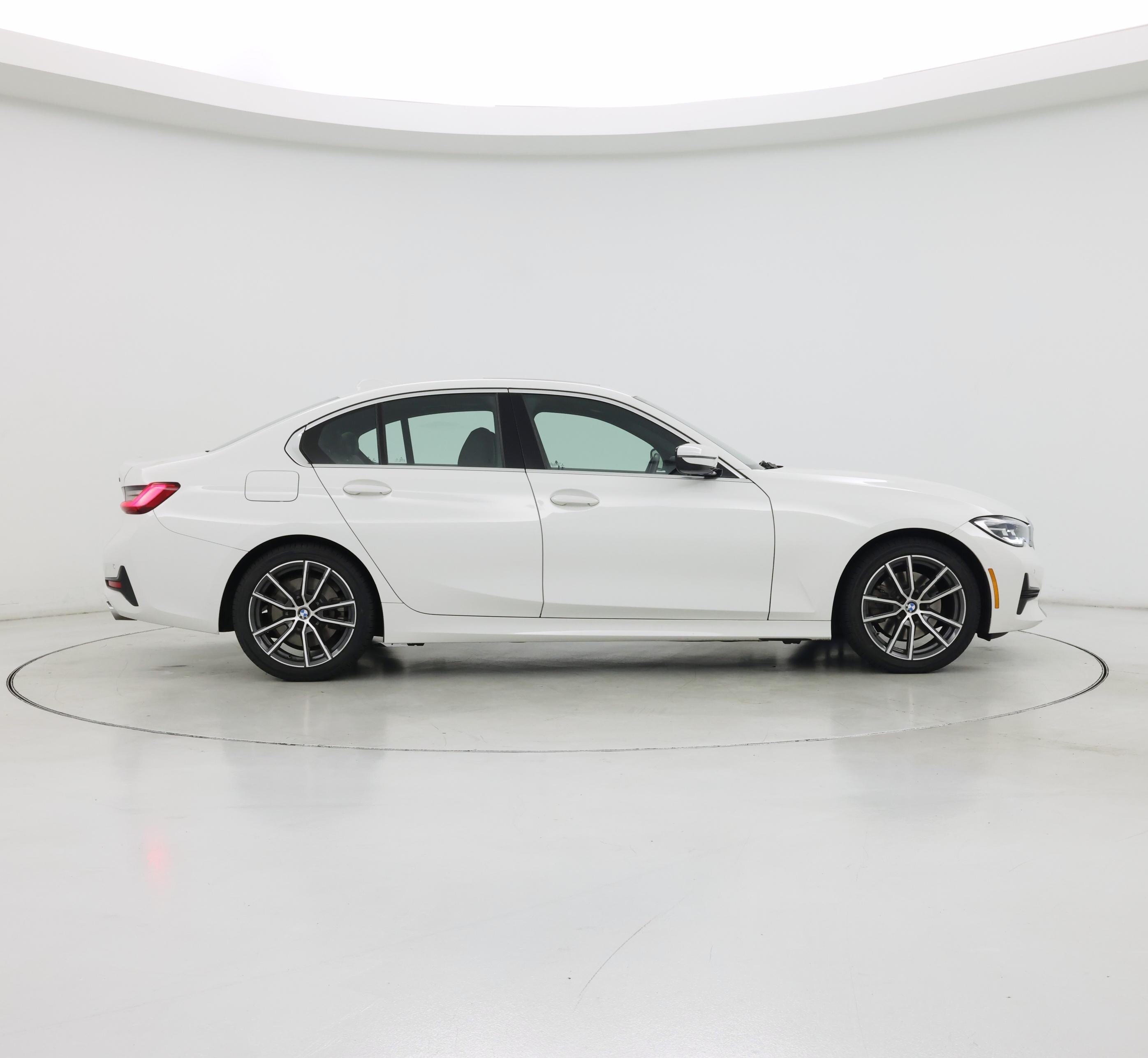 Thumbnail: 2021 BMW 3 Series - 7
