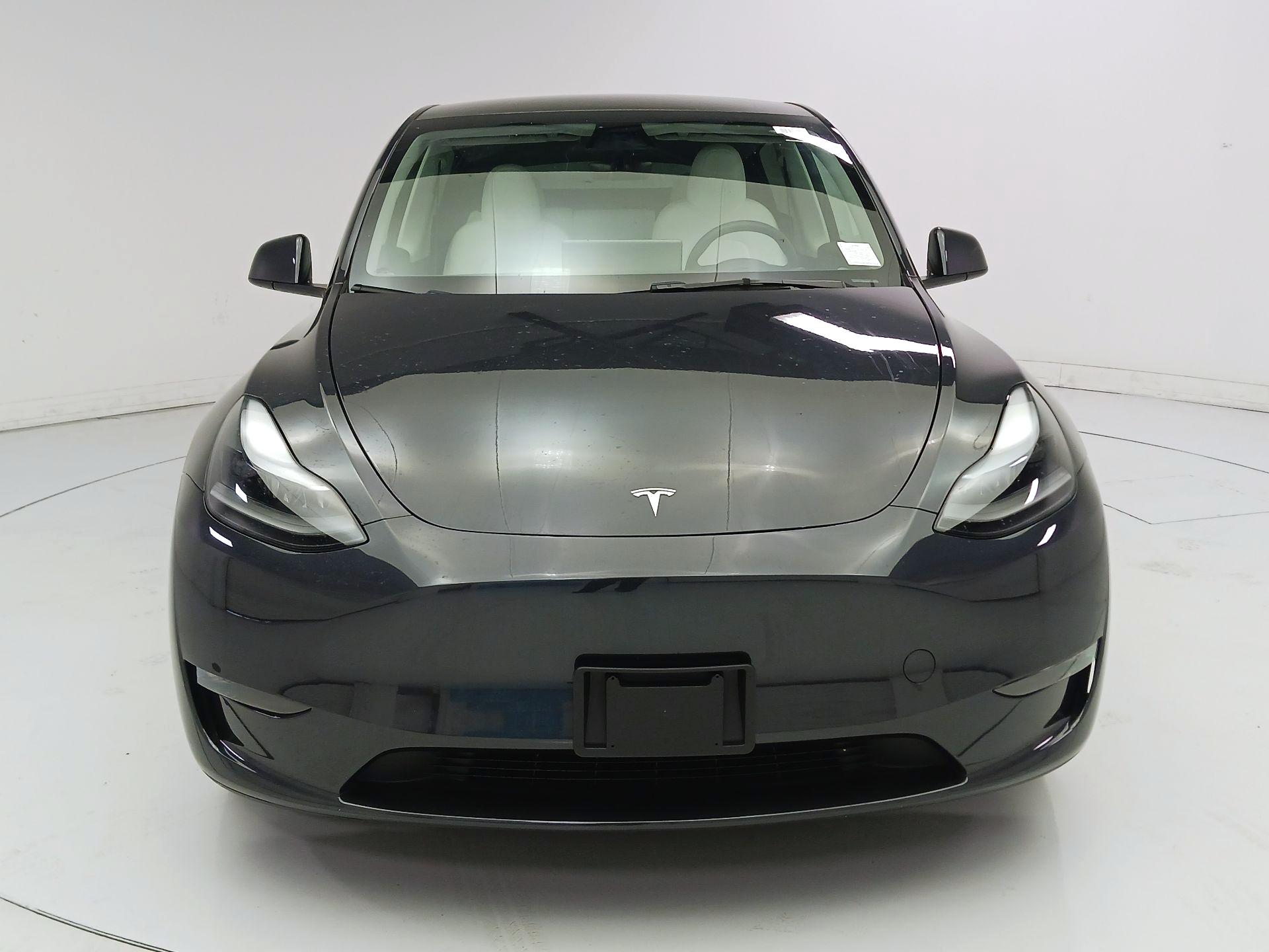 Thumbnail: 2024 Tesla Model Y - 2