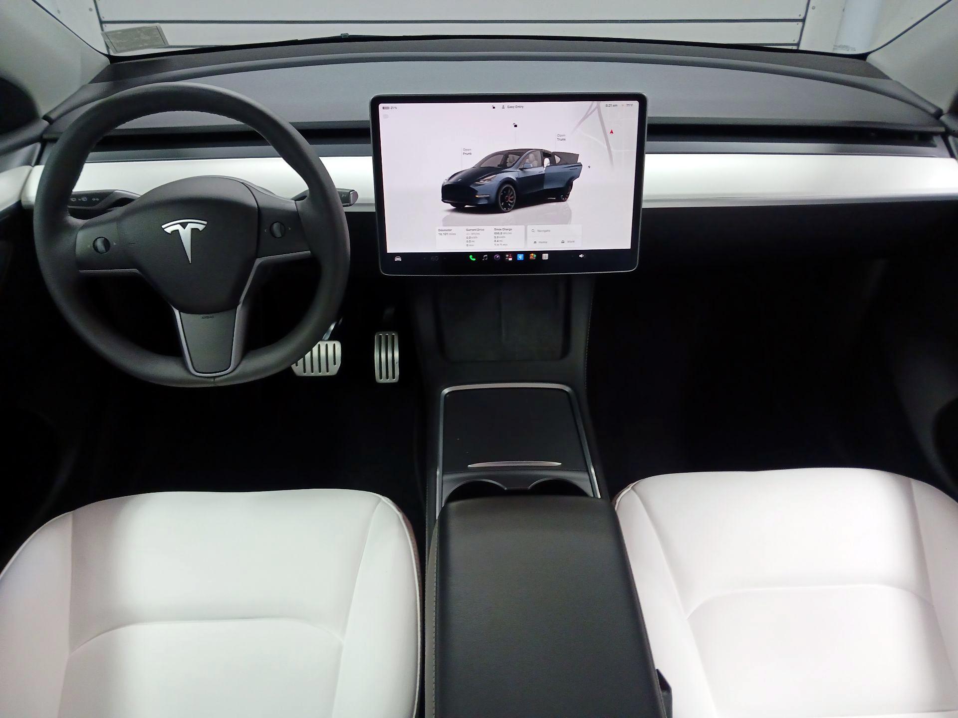 Thumbnail: 2024 Tesla Model Y - 8