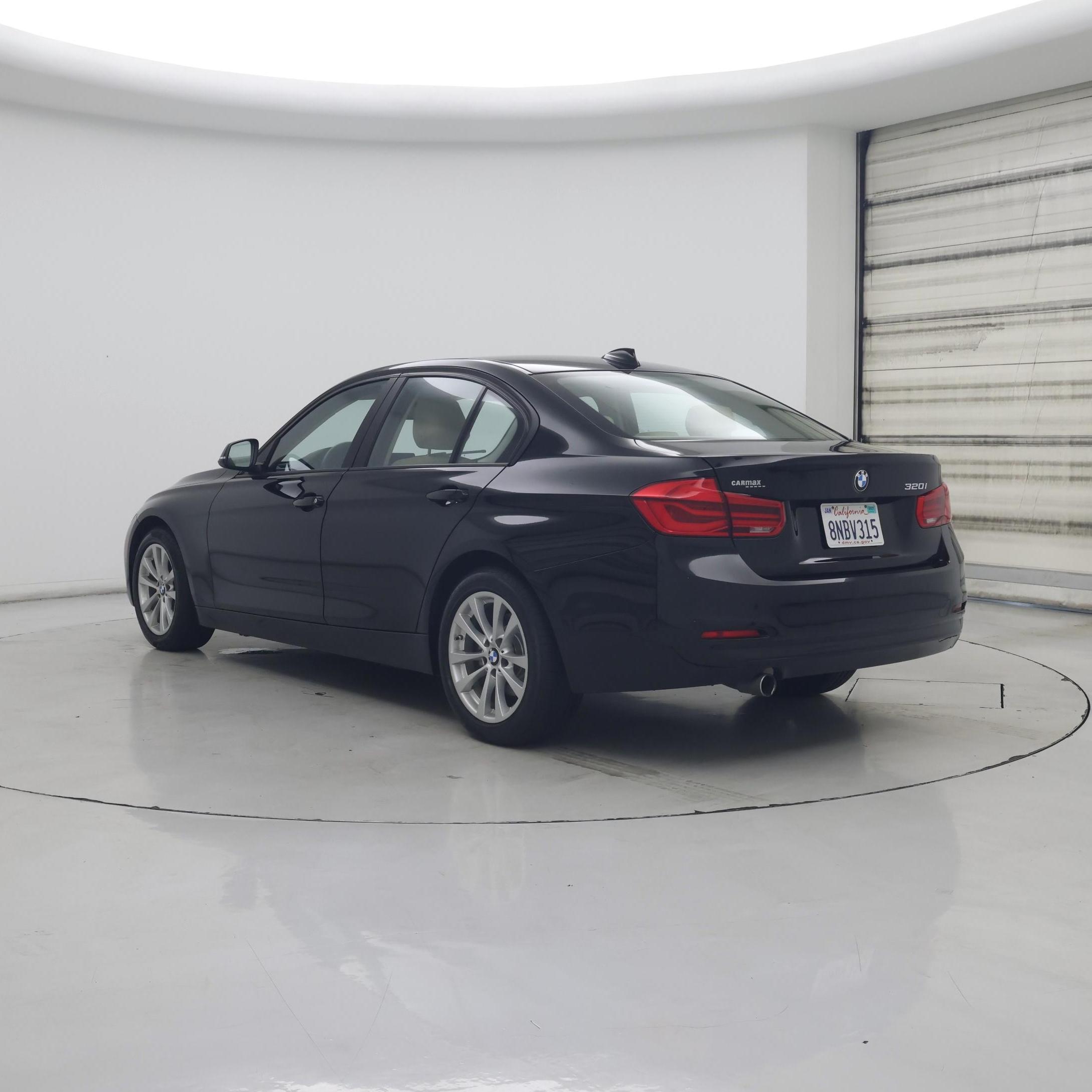 Thumbnail: 2016 BMW 3 Series - 2