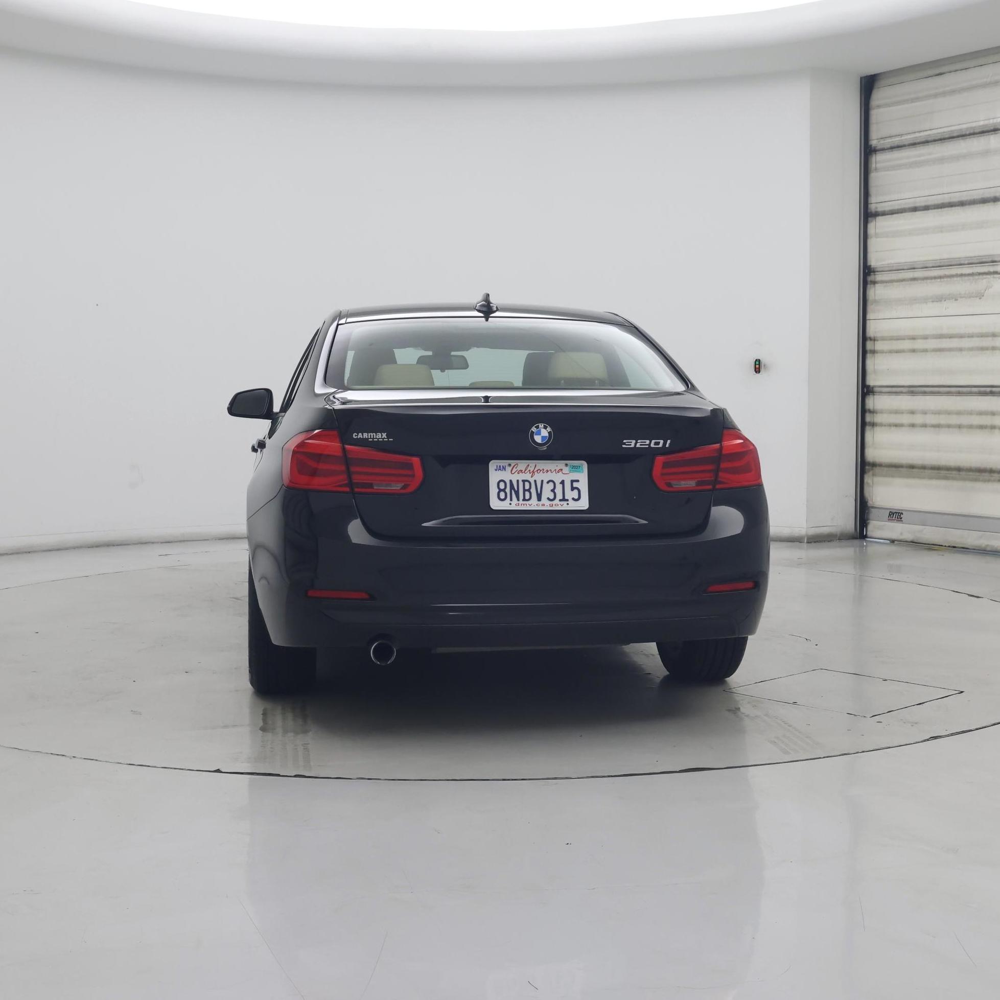 Thumbnail: 2016 BMW 3 Series - 6