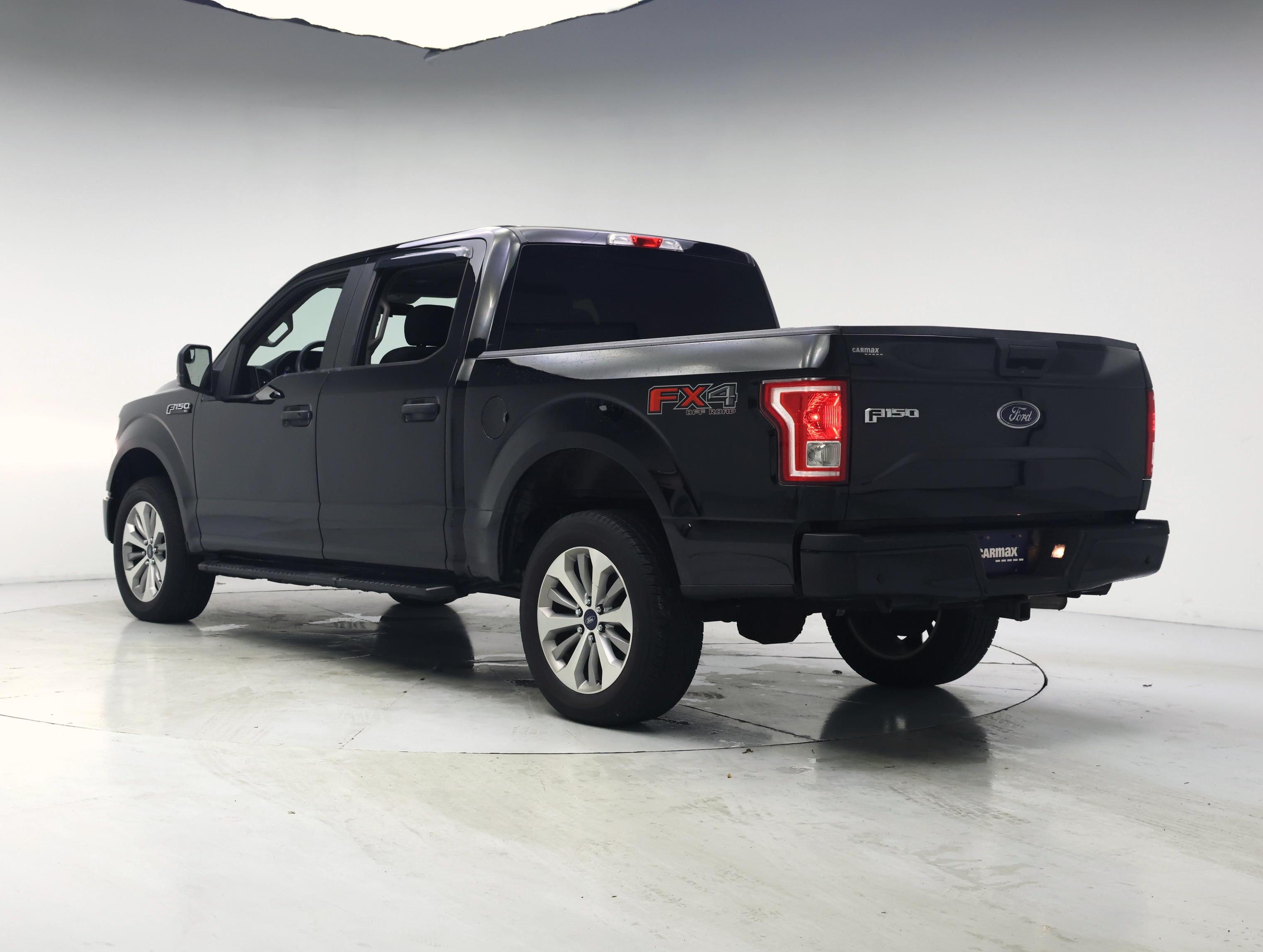 Thumbnail: 2017 Ford F-150 - 2