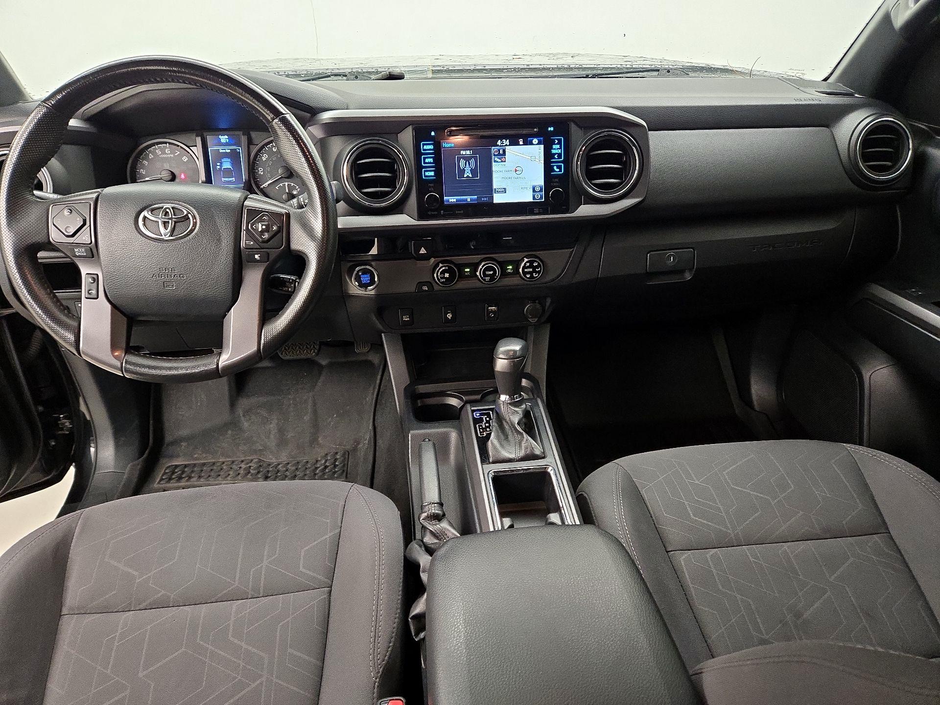 Thumbnail: 2017 Toyota Tacoma - 9
